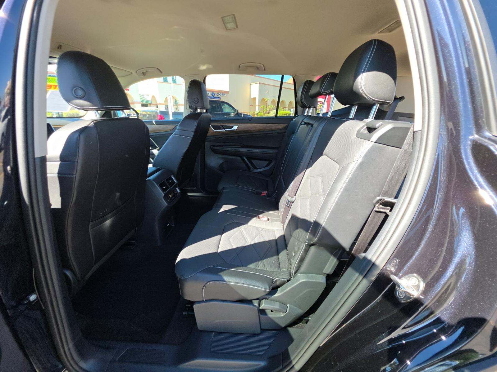 2024 Volkswagen Atlas 2.0T SE AWD