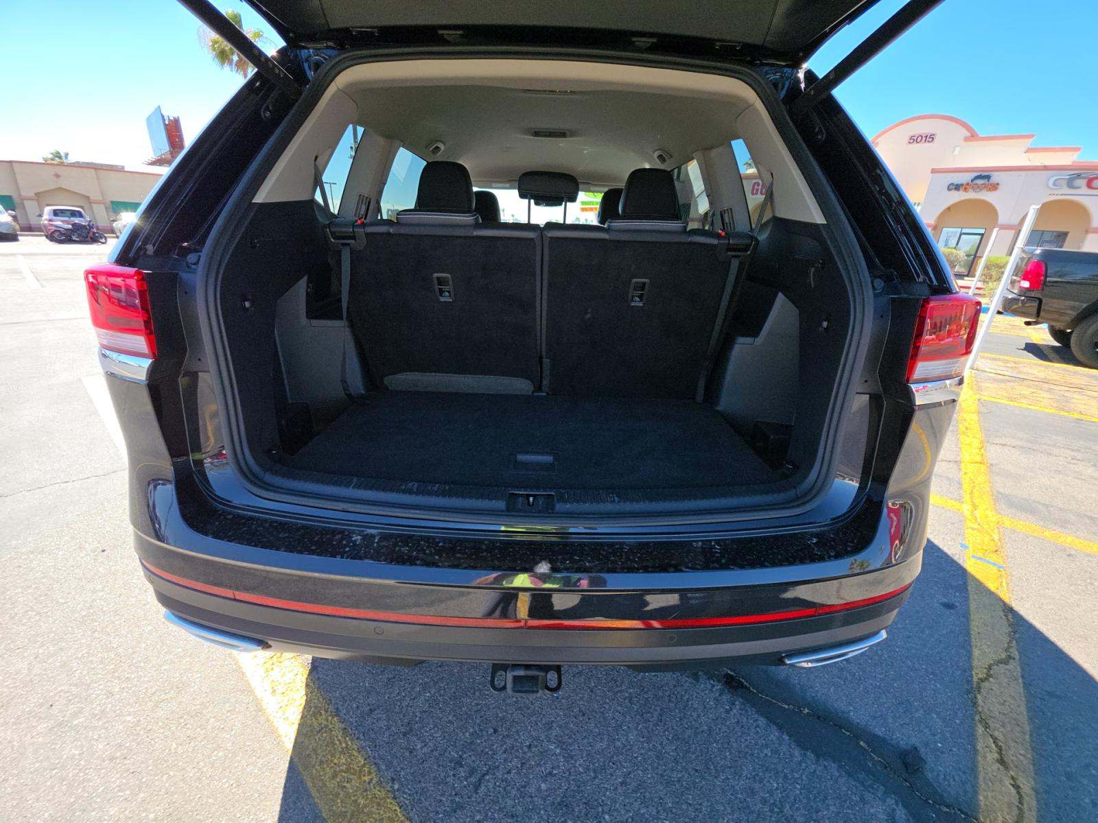 2024 Volkswagen Atlas 2.0T SE AWD