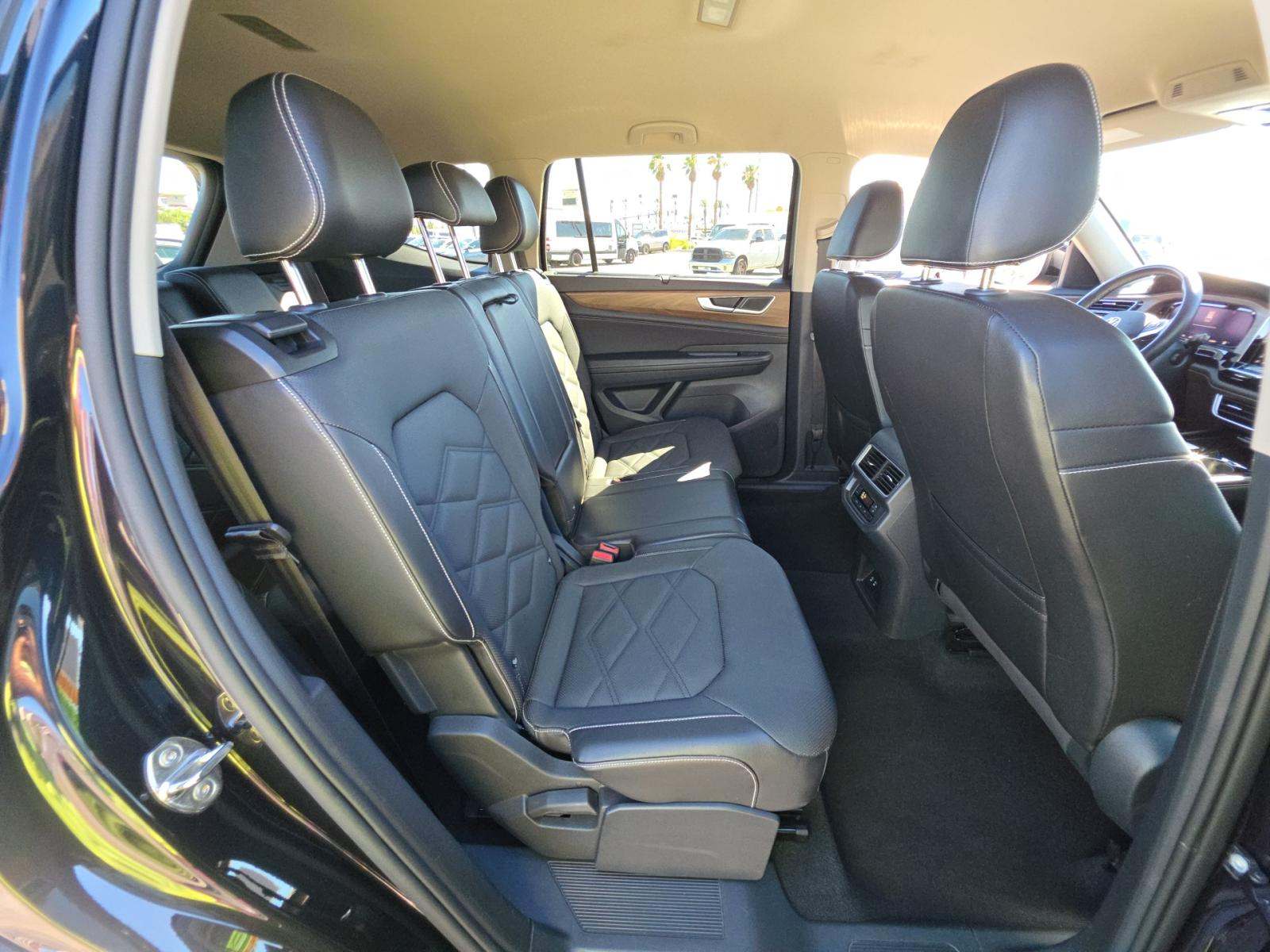 2024 Volkswagen Atlas 2.0T SE AWD