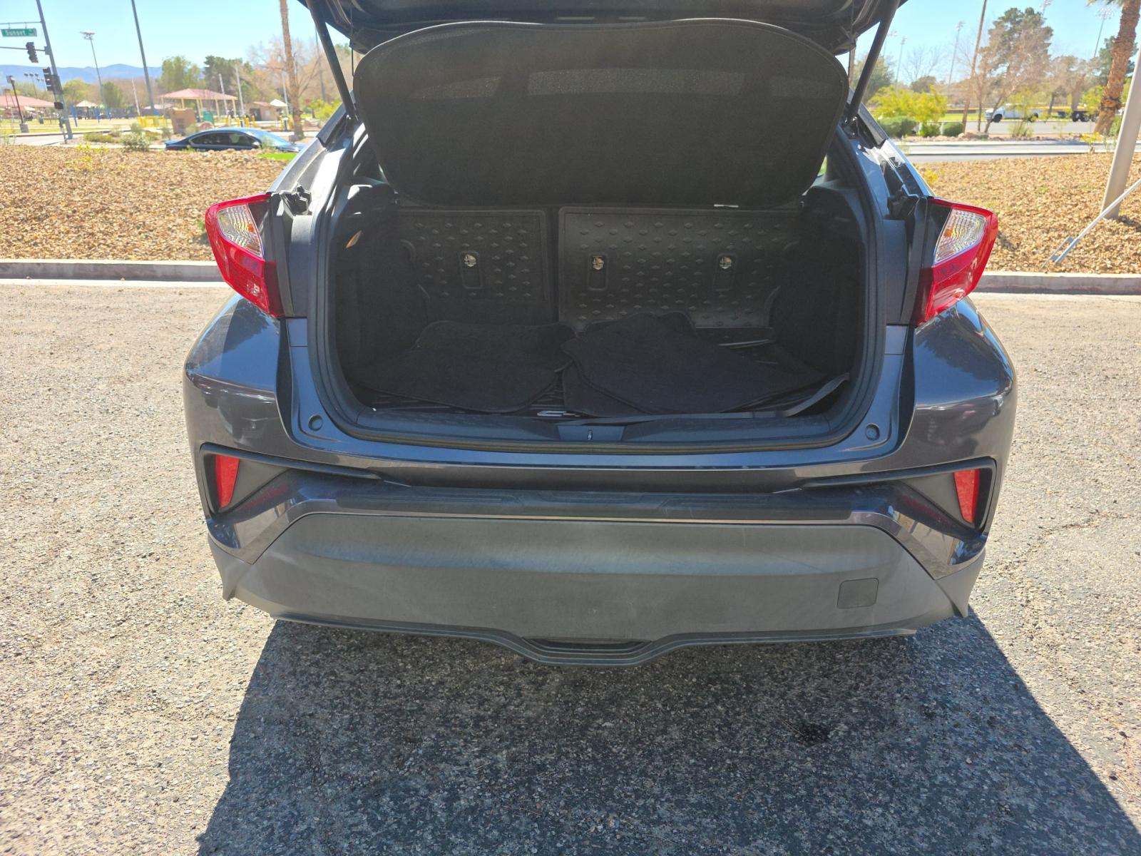 2020 Toyota C-HR LE FWD