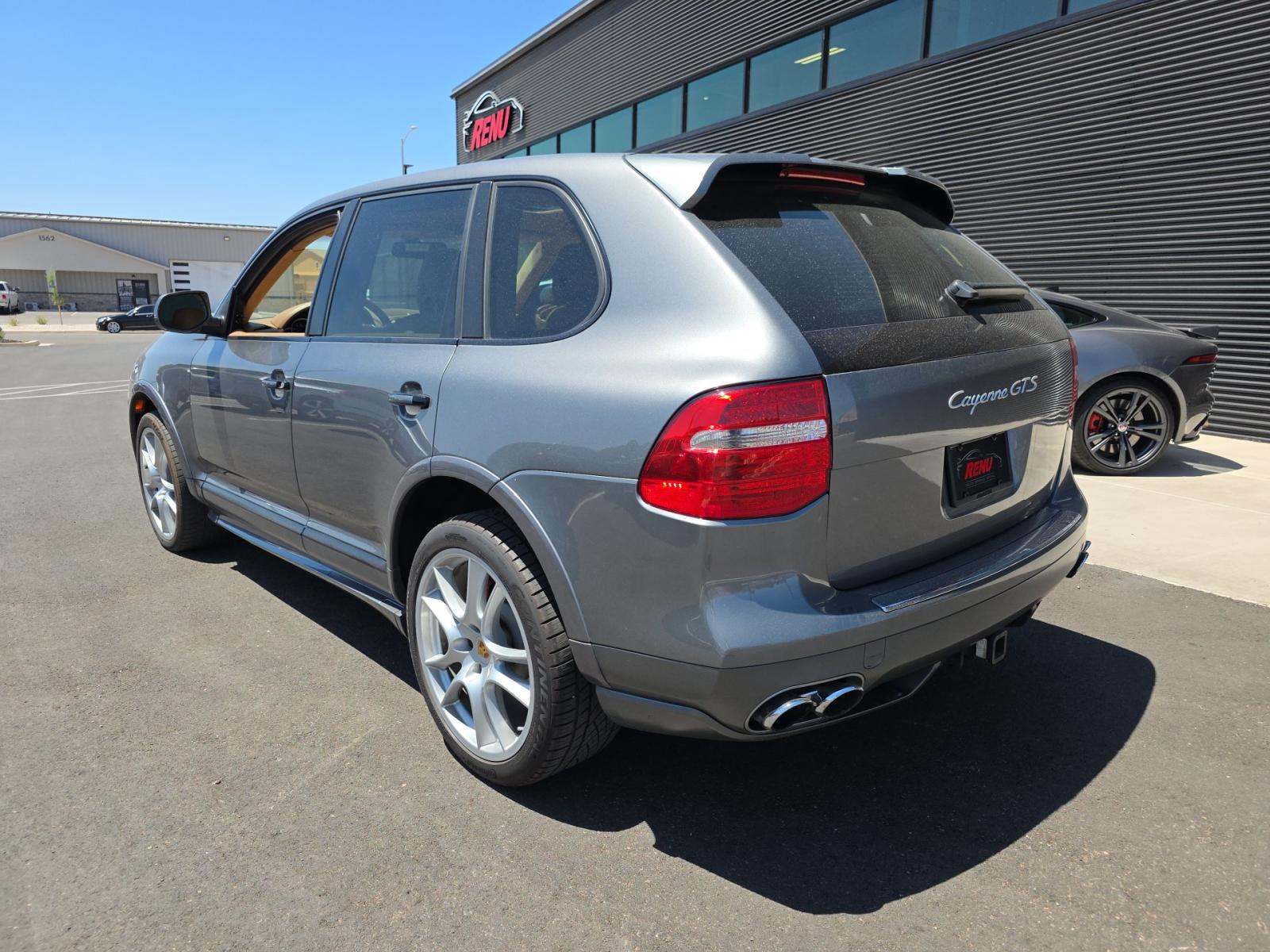 PORSCHE CAYENNE - 2