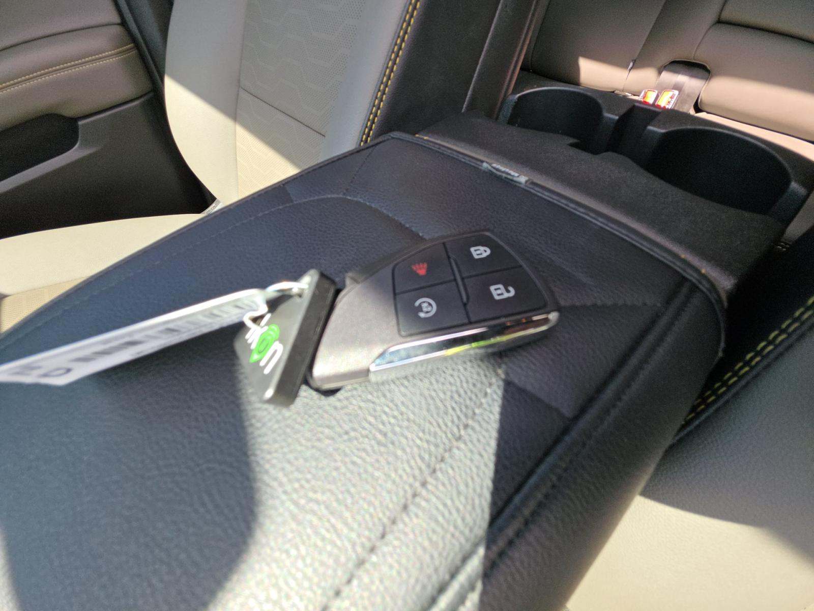 CHEVROLET SILVERADO - 4