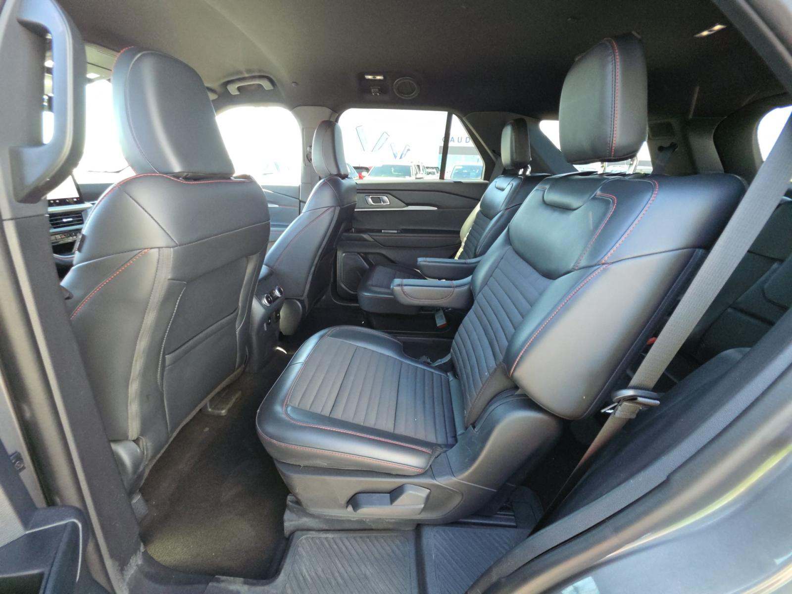 FORD EXPLORER - 9