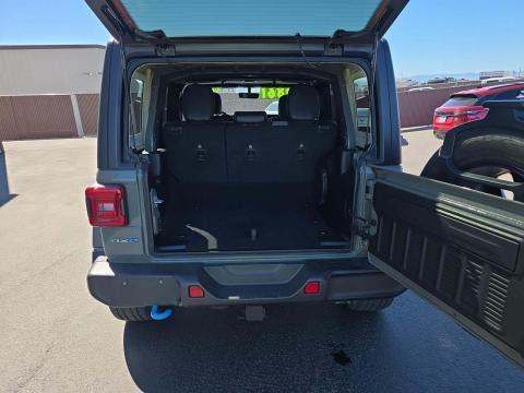 JEEP 4XE SAHARA - 10