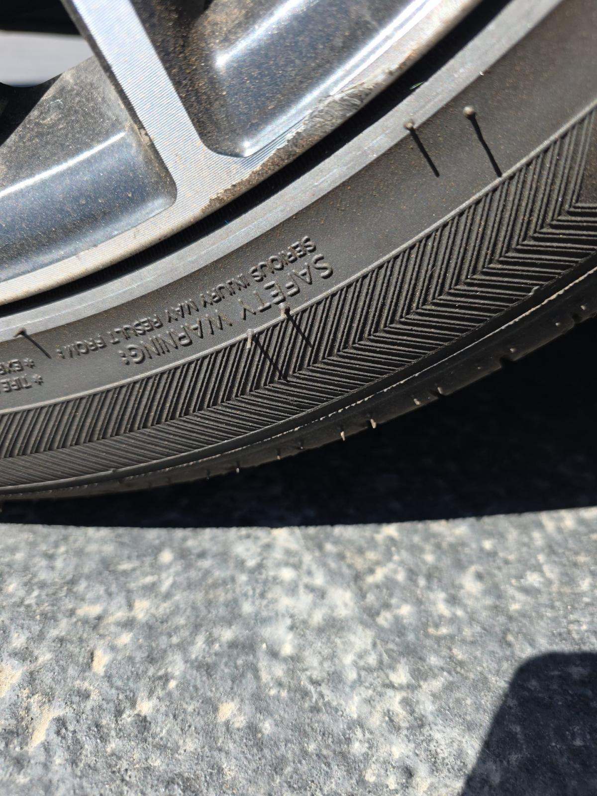 2023 Toyota Camry SE FWD