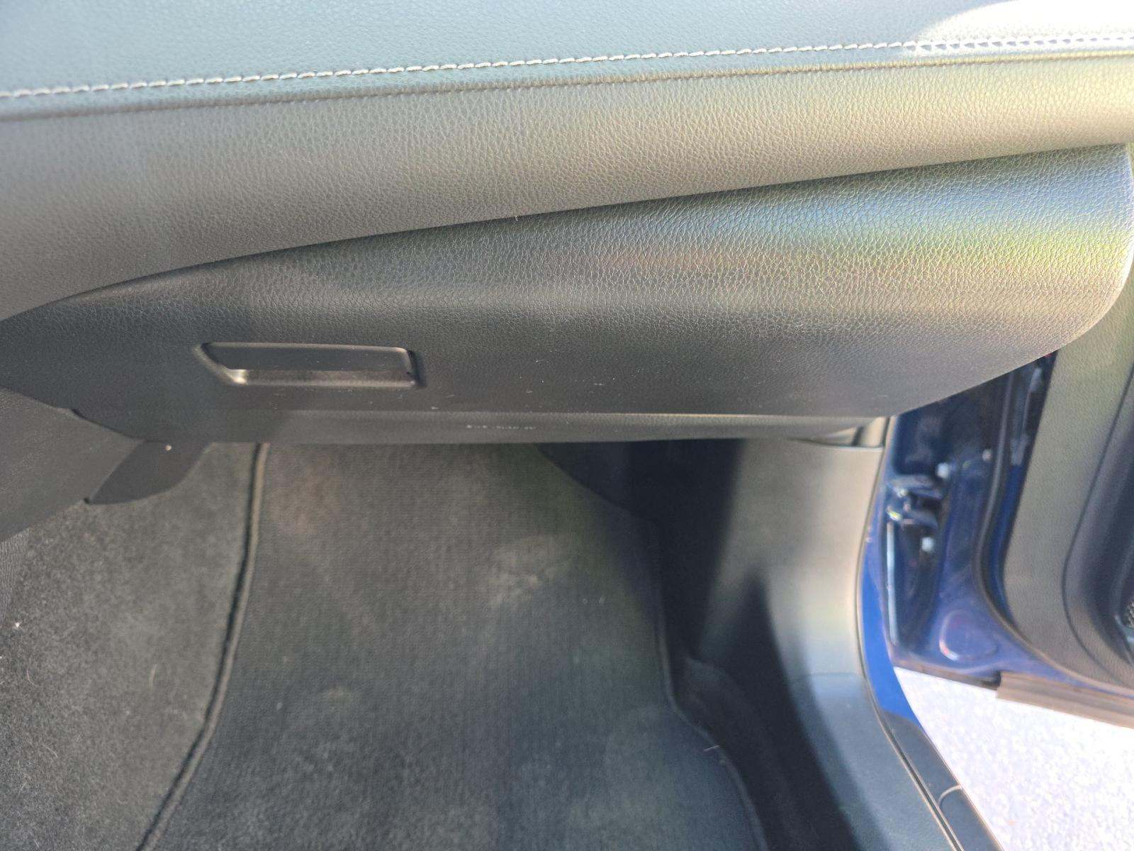 2023 Toyota Camry SE FWD