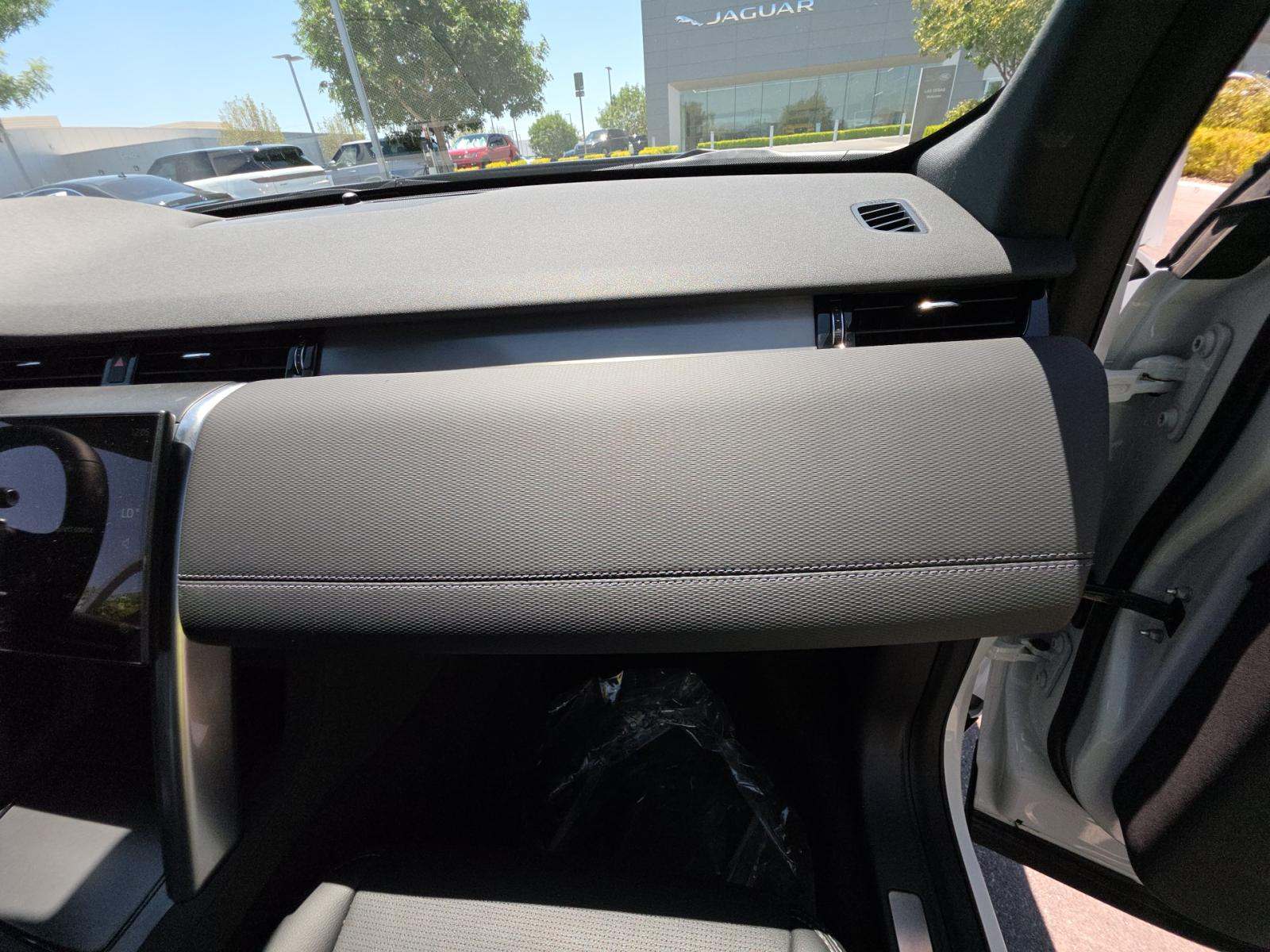 2024 Land Rover Discovery Sport Dynamic SE AWD