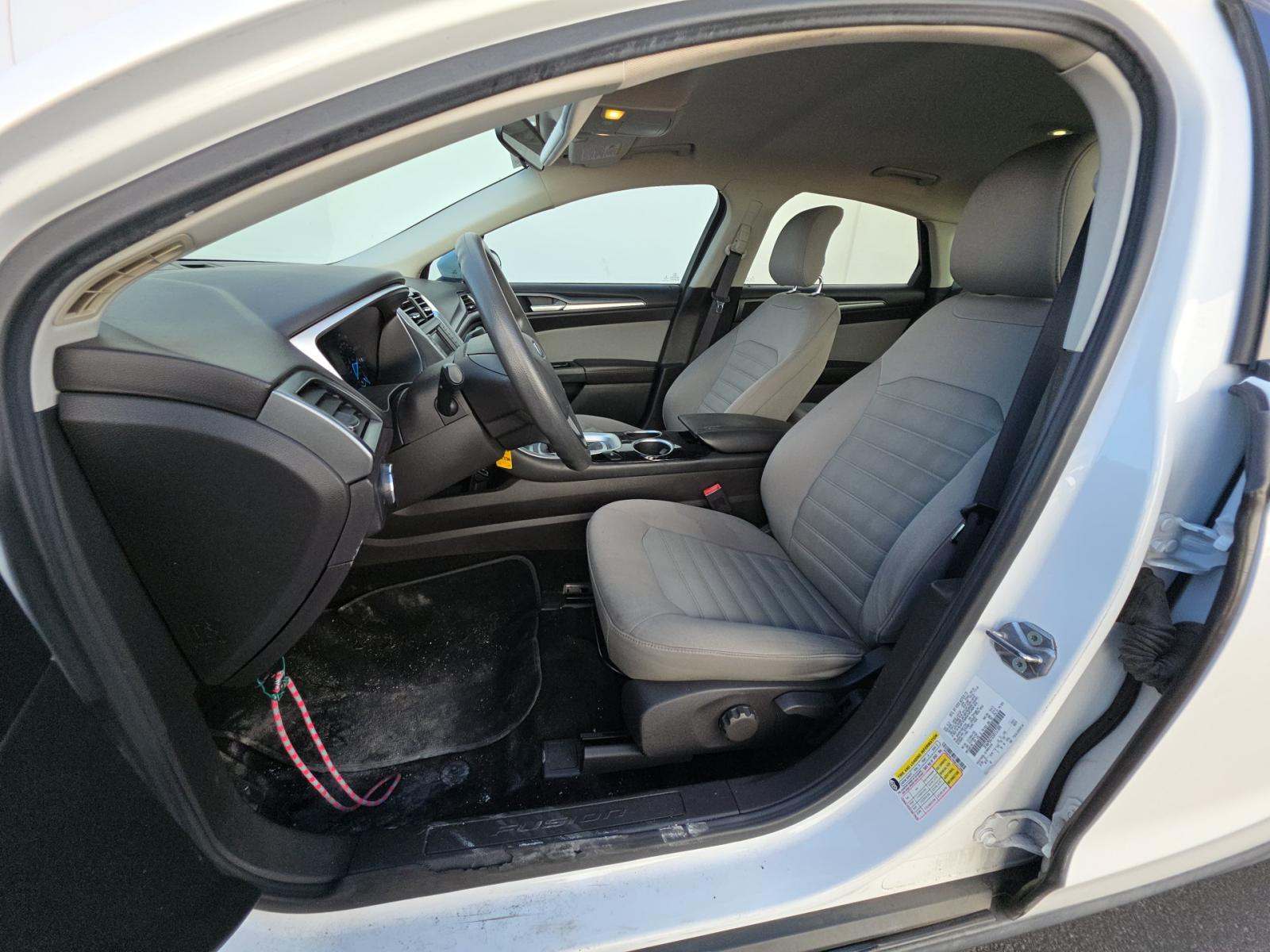 FORD FUSION - 2