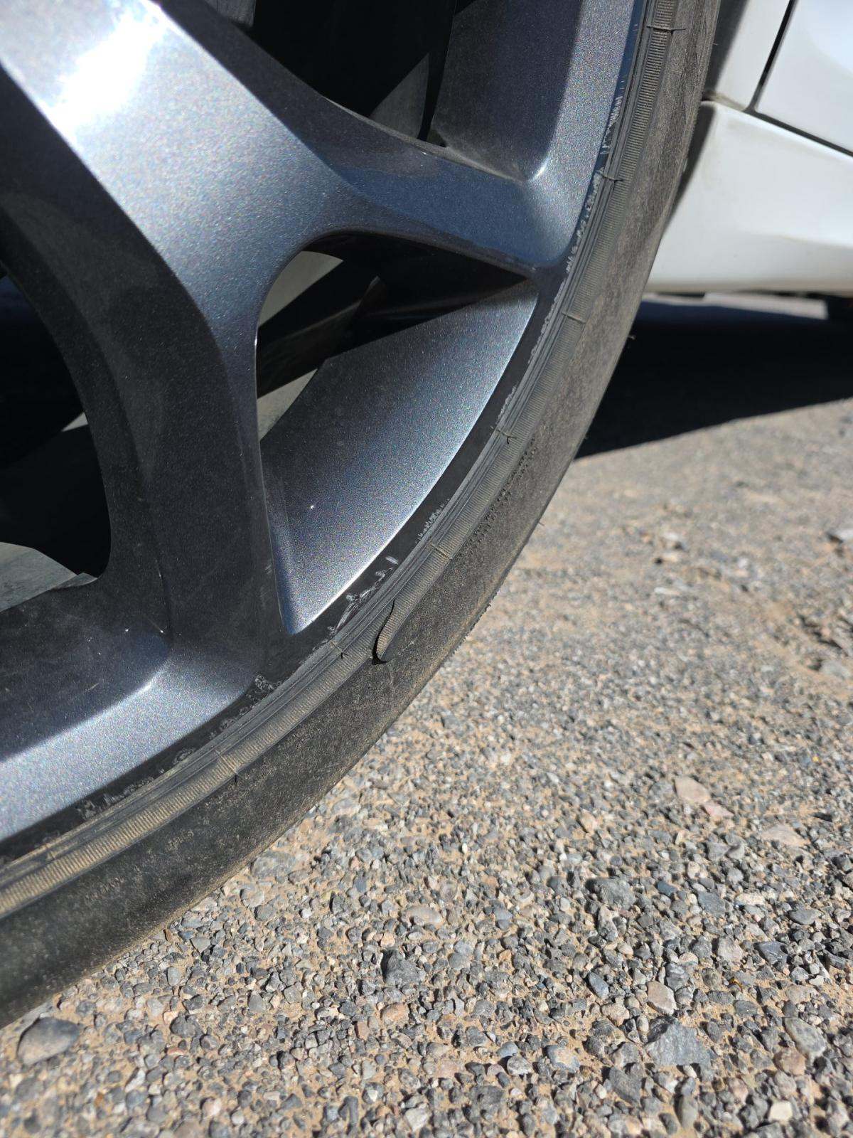 2021 Chrysler 300 Touring L RWD