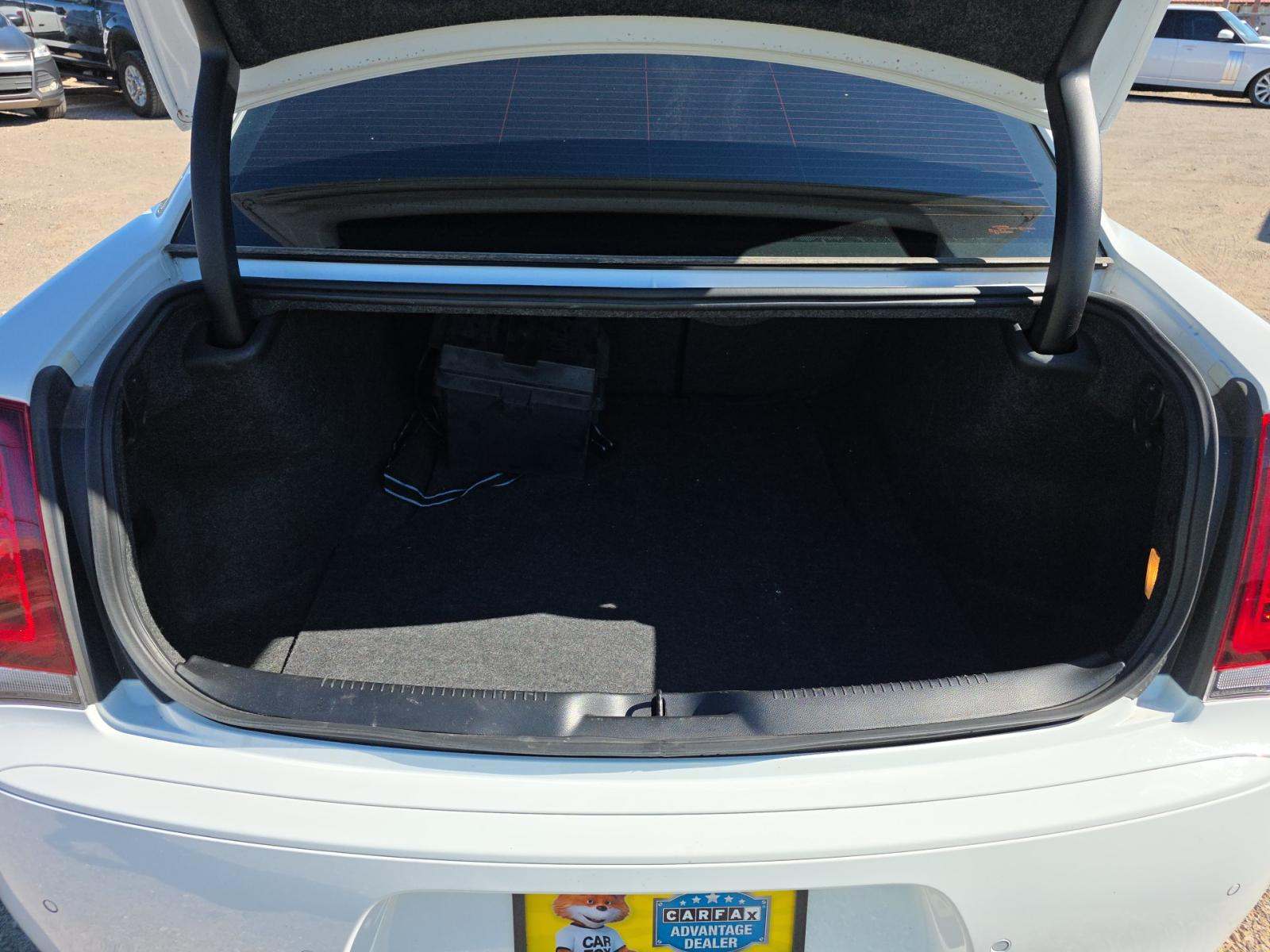 2021 Chrysler 300 Touring L RWD