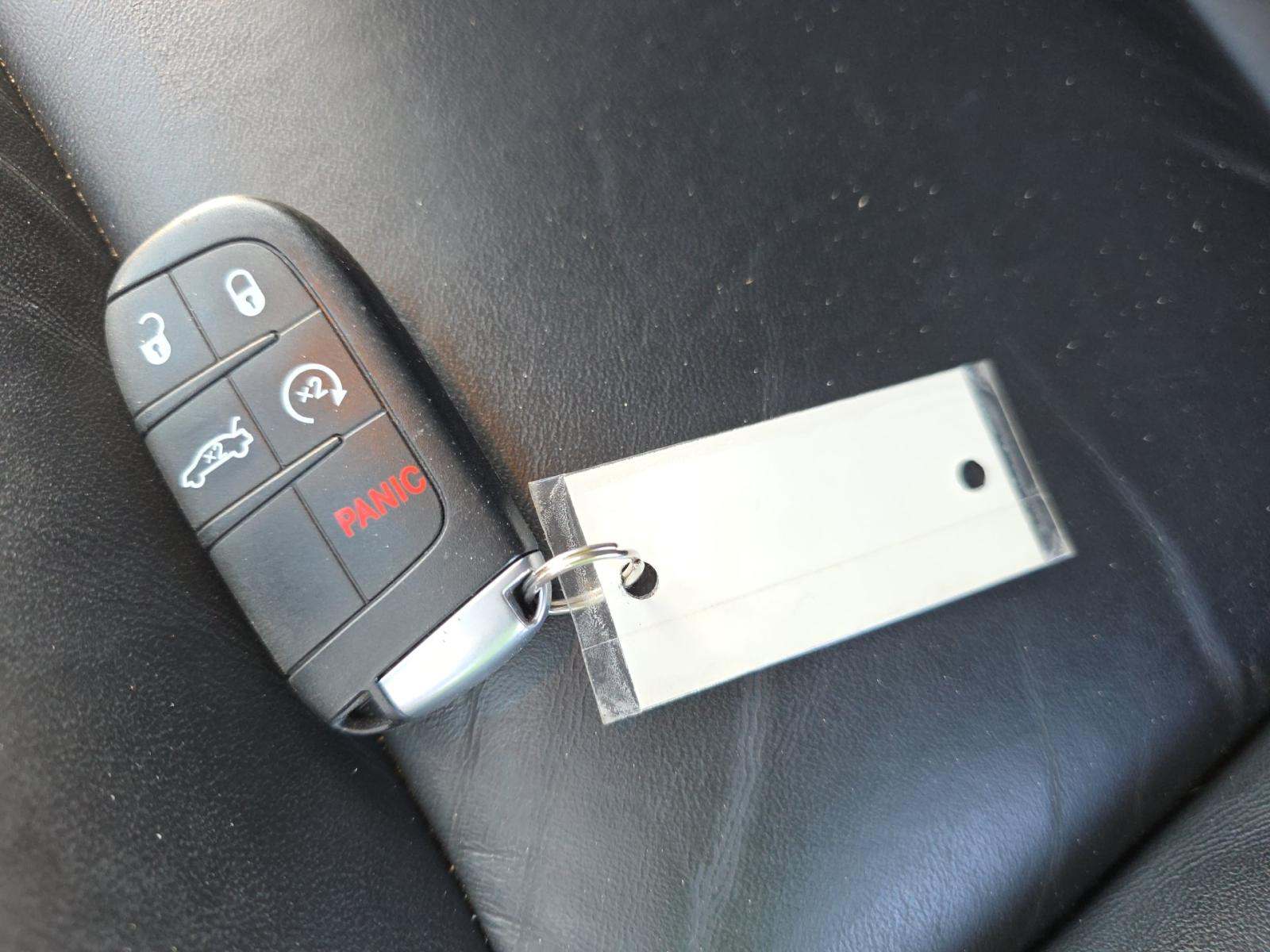 2021 Chrysler 300 Touring L RWD