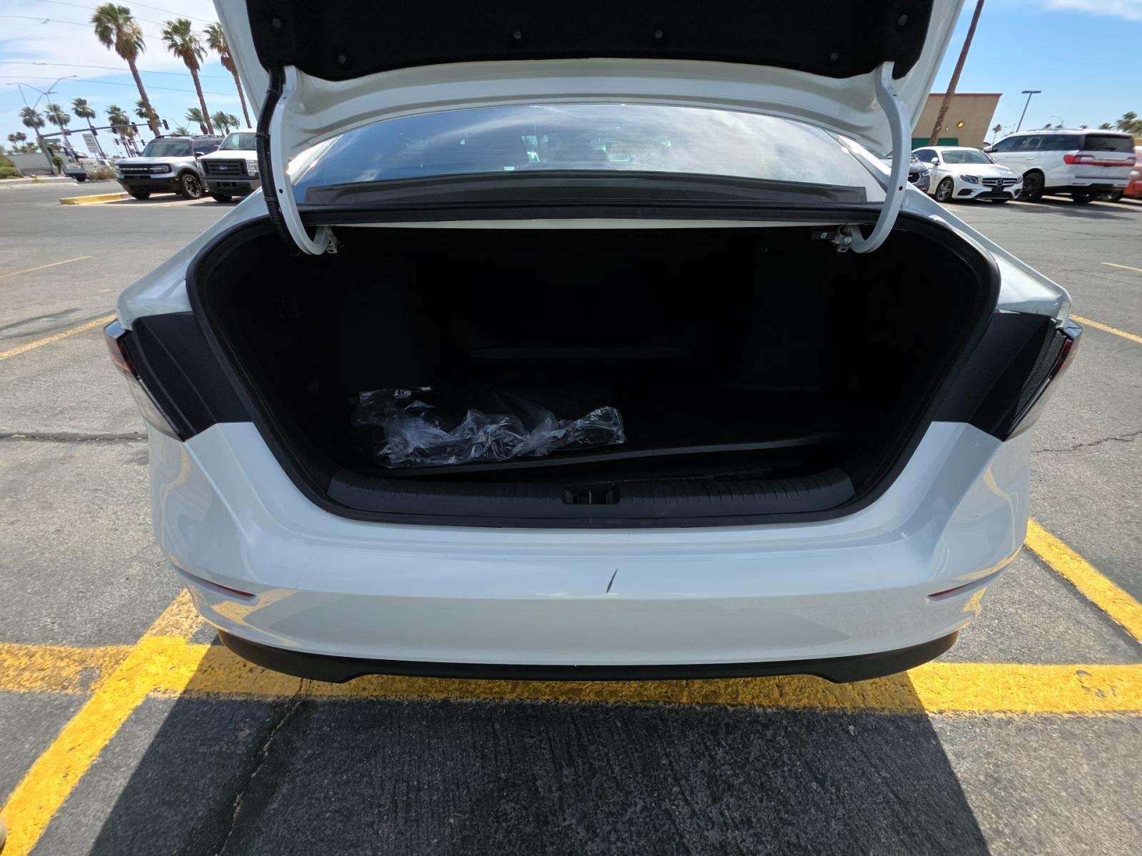 2024 Honda Accord LX FWD