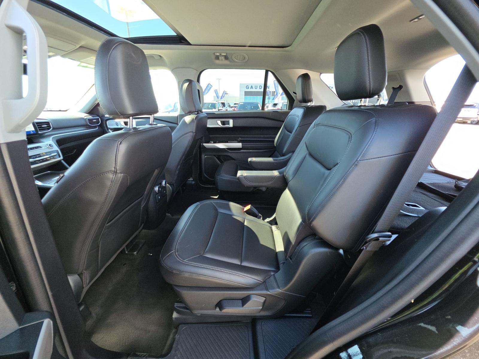 FORD EXPLORER - 9