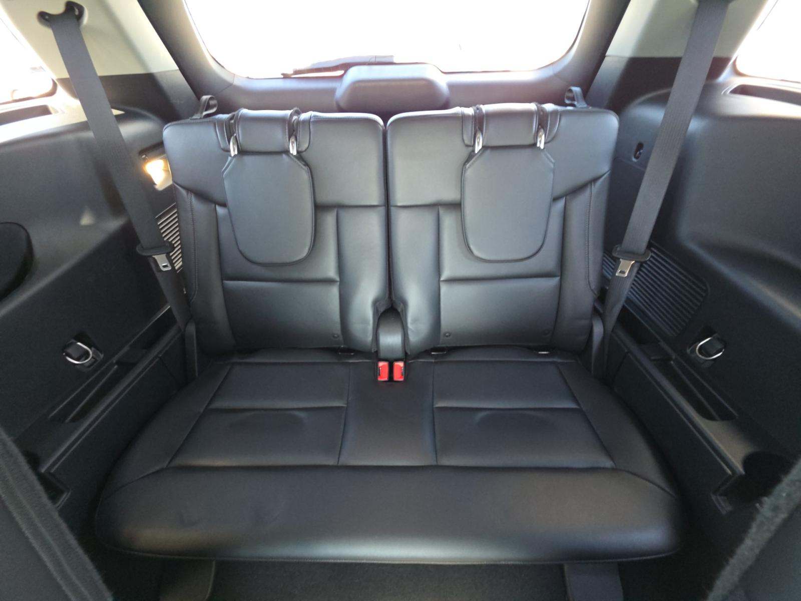 FORD EXPLORER - 10