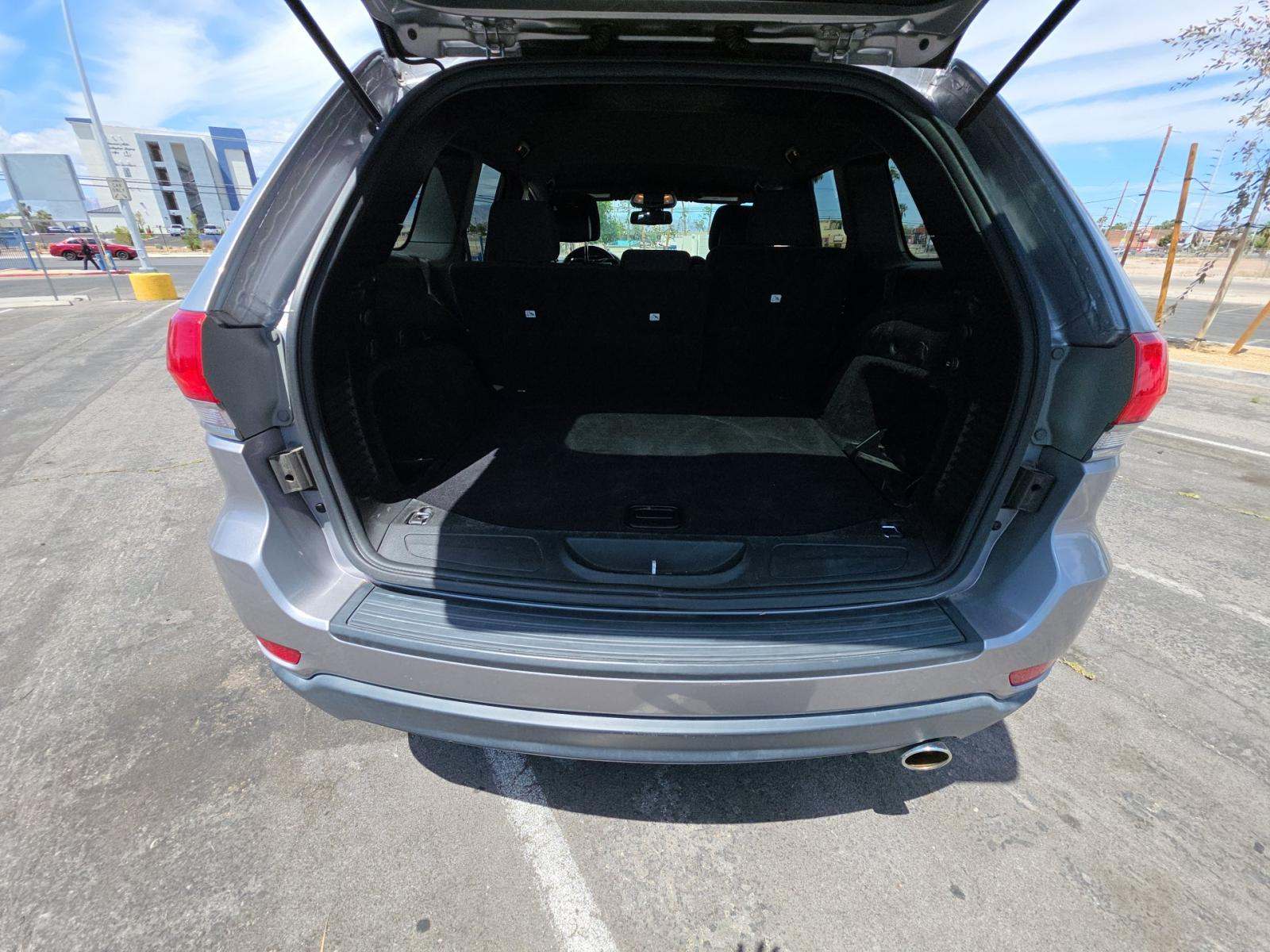 JEEP GRAND CHEROKEE - 10