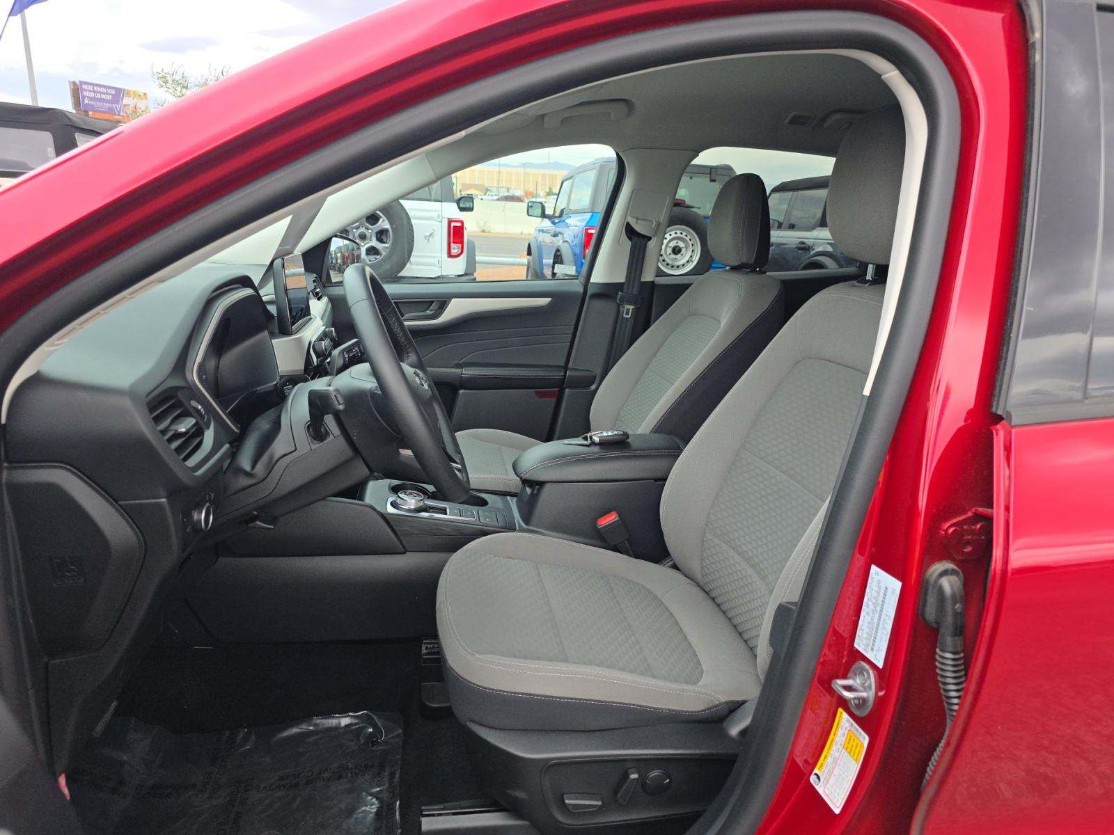 2022 Ford Escape SE FWD