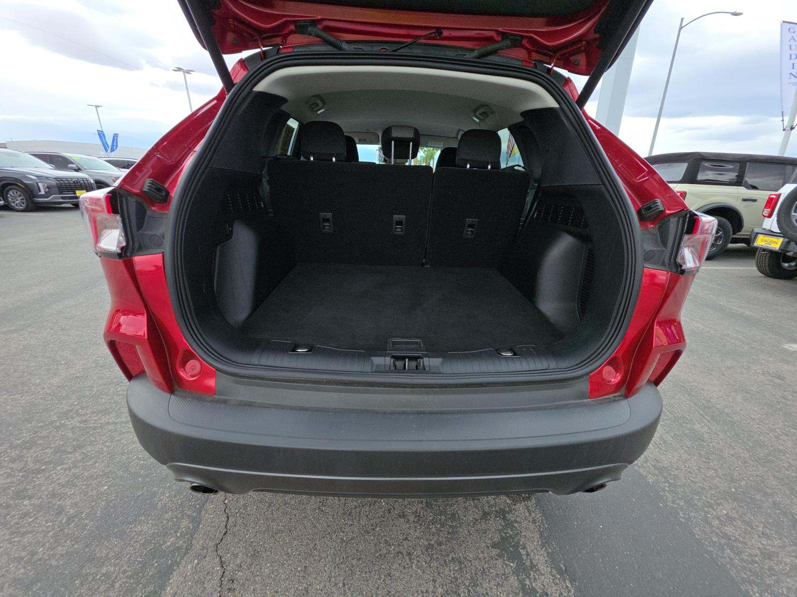 2022 Ford Escape SE FWD