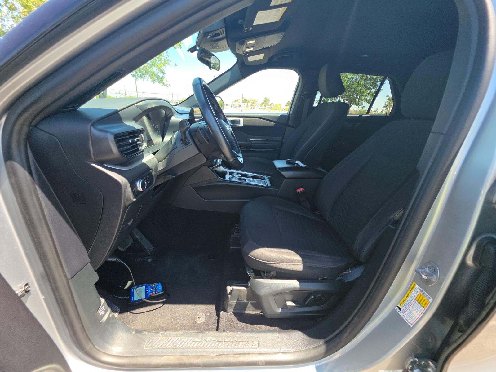 FORD EXPLORER - 2