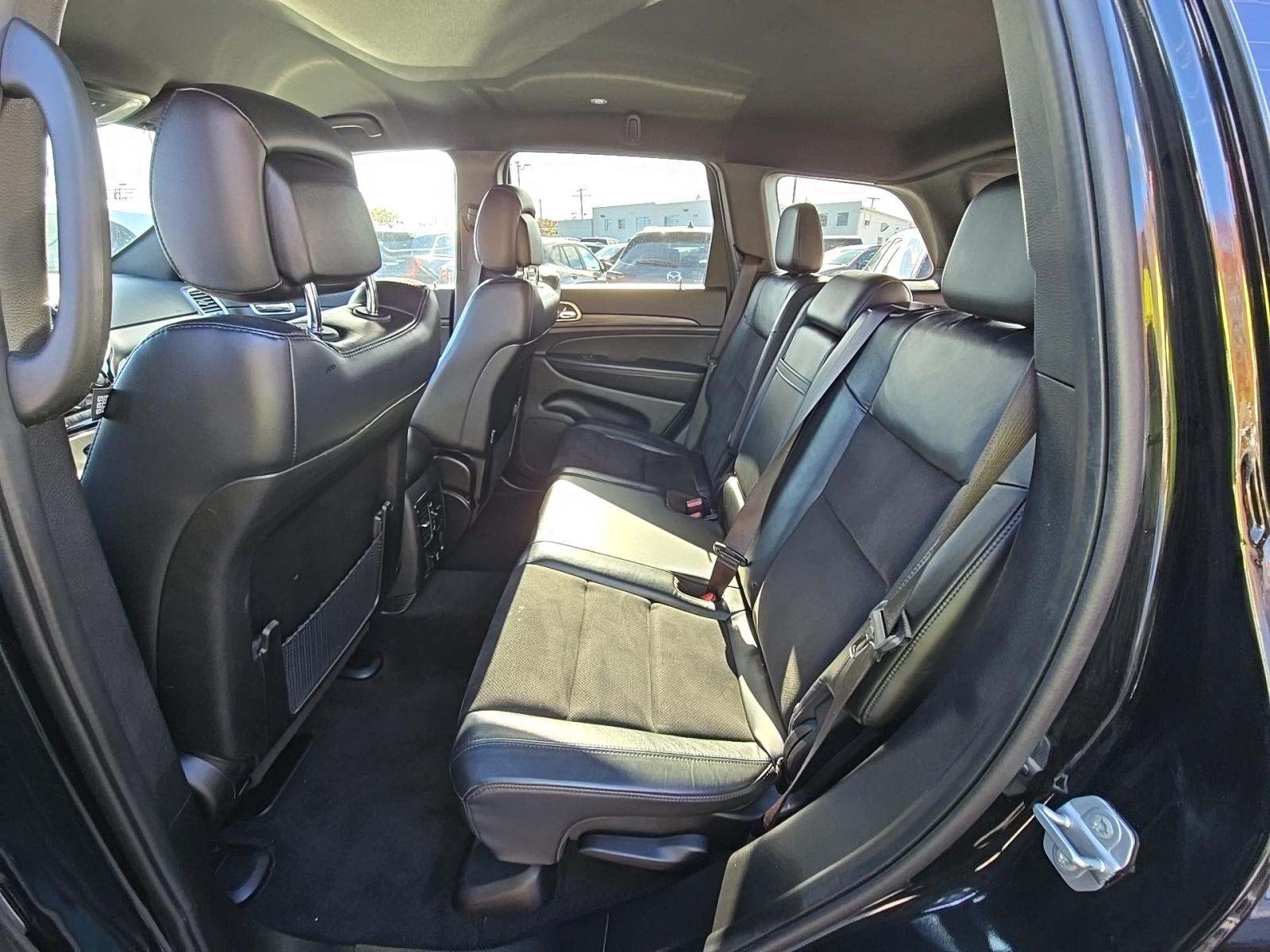 2022 Jeep Grand Cherokee Laredo X AWD