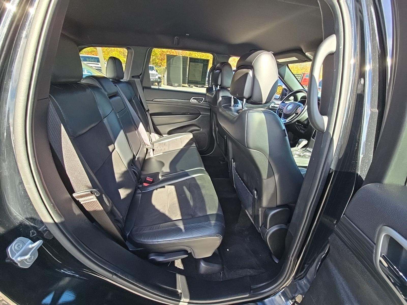 2022 Jeep Grand Cherokee Laredo X AWD