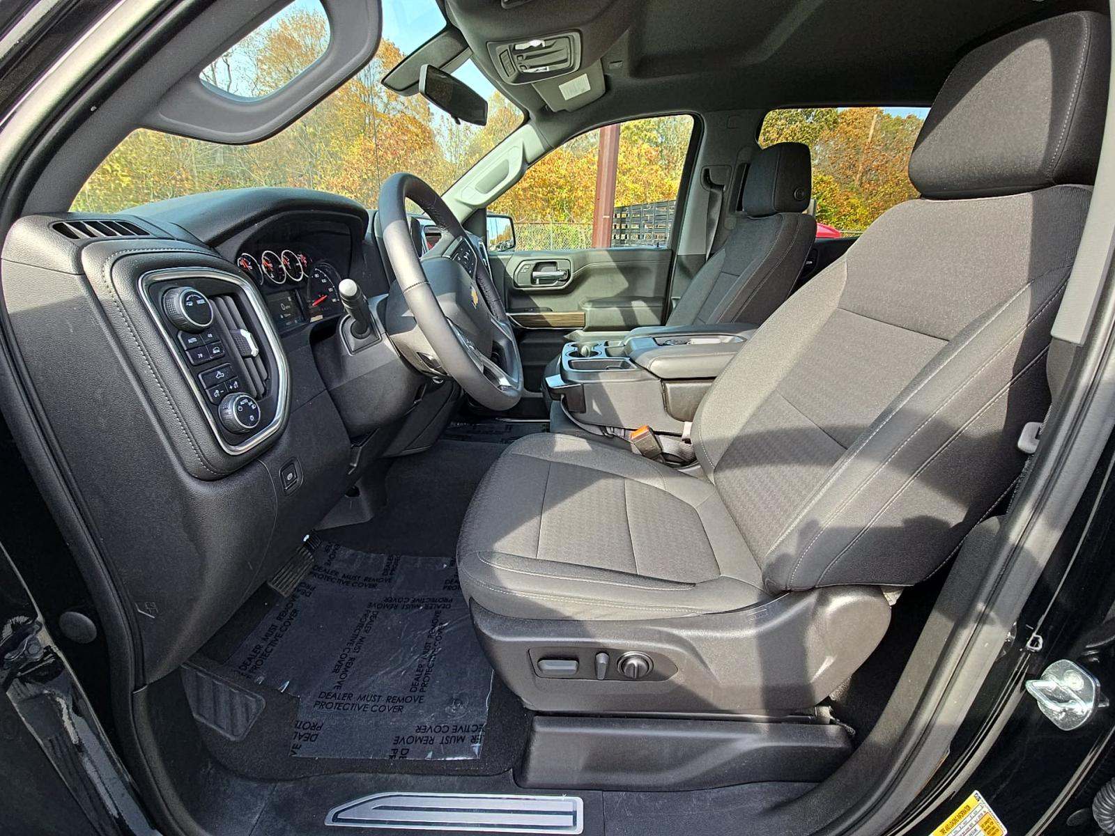 2022 Chevrolet Silverado 1500 LT AWD