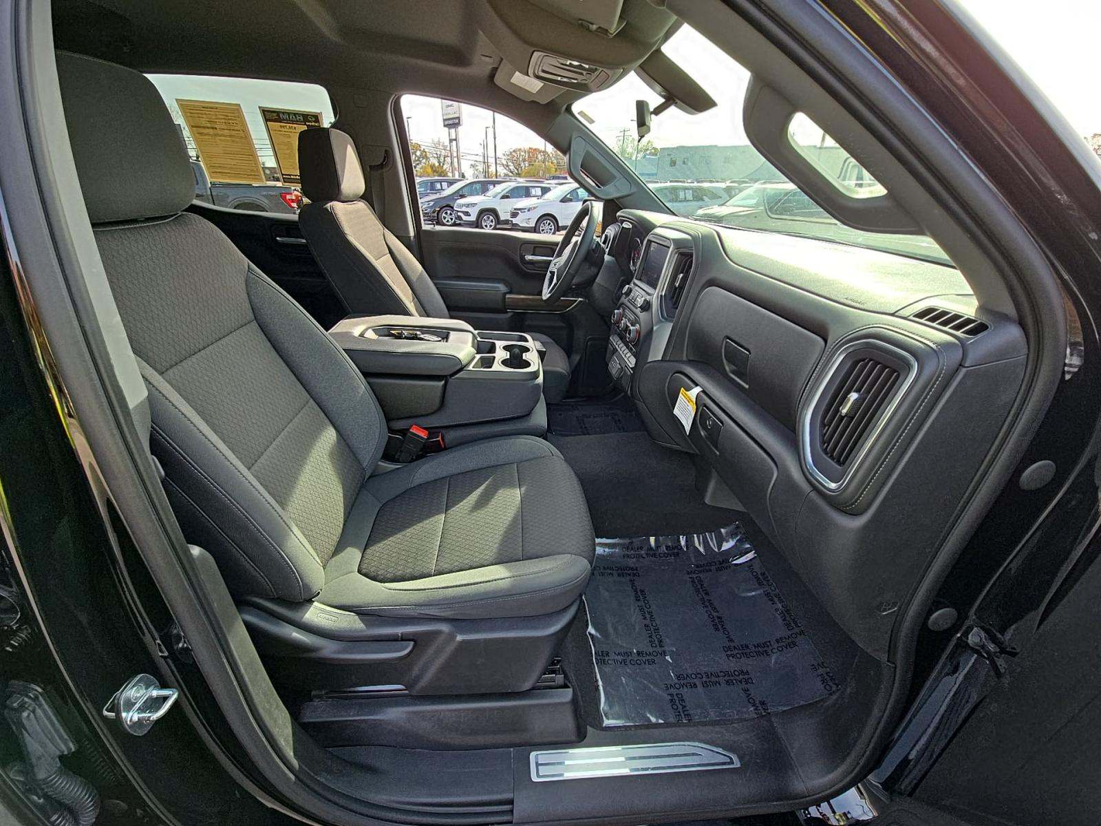 2022 Chevrolet Silverado 1500 LT AWD