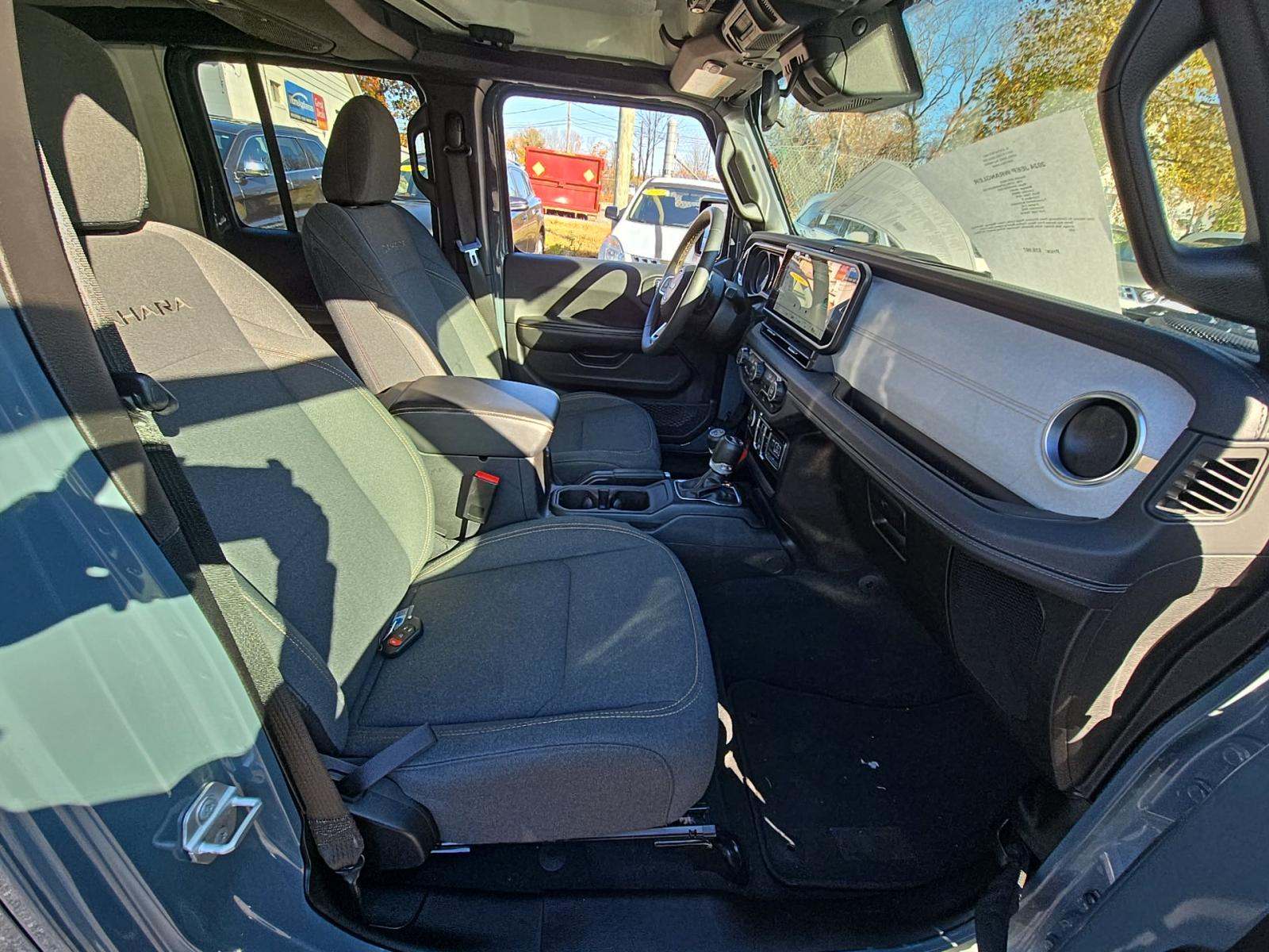 2024 Jeep Wrangler 4xe Sahara AWD