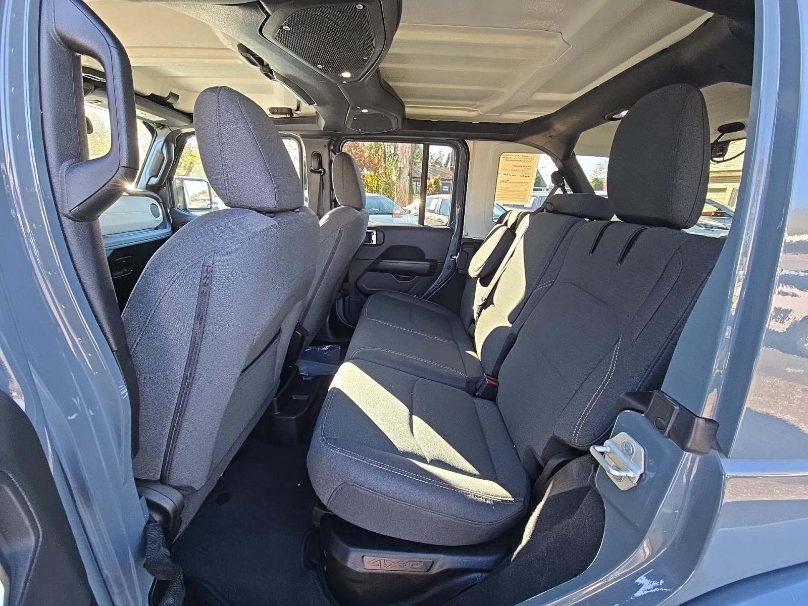 2024 Jeep Wrangler 4xe Sahara AWD