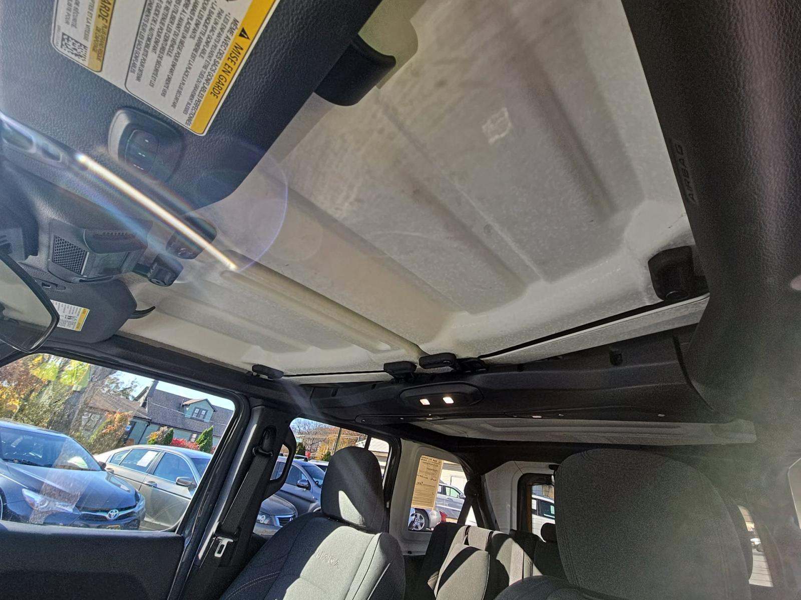 2024 Jeep Wrangler 4xe Sahara AWD