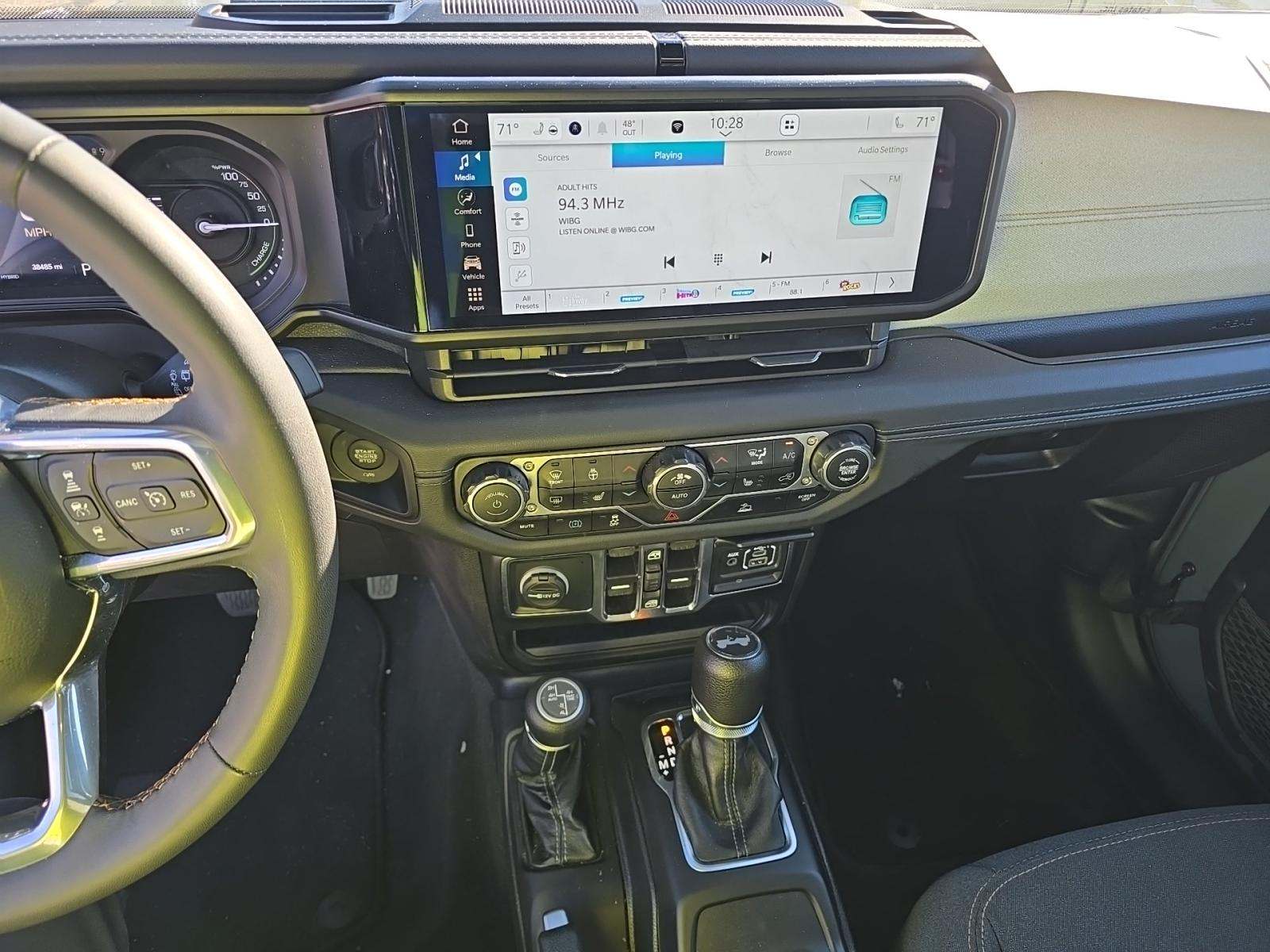 2024 Jeep Wrangler 4xe Sahara AWD