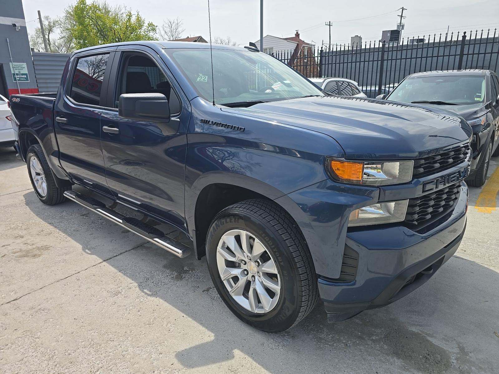 CHEVROLET CUSTOM - 4