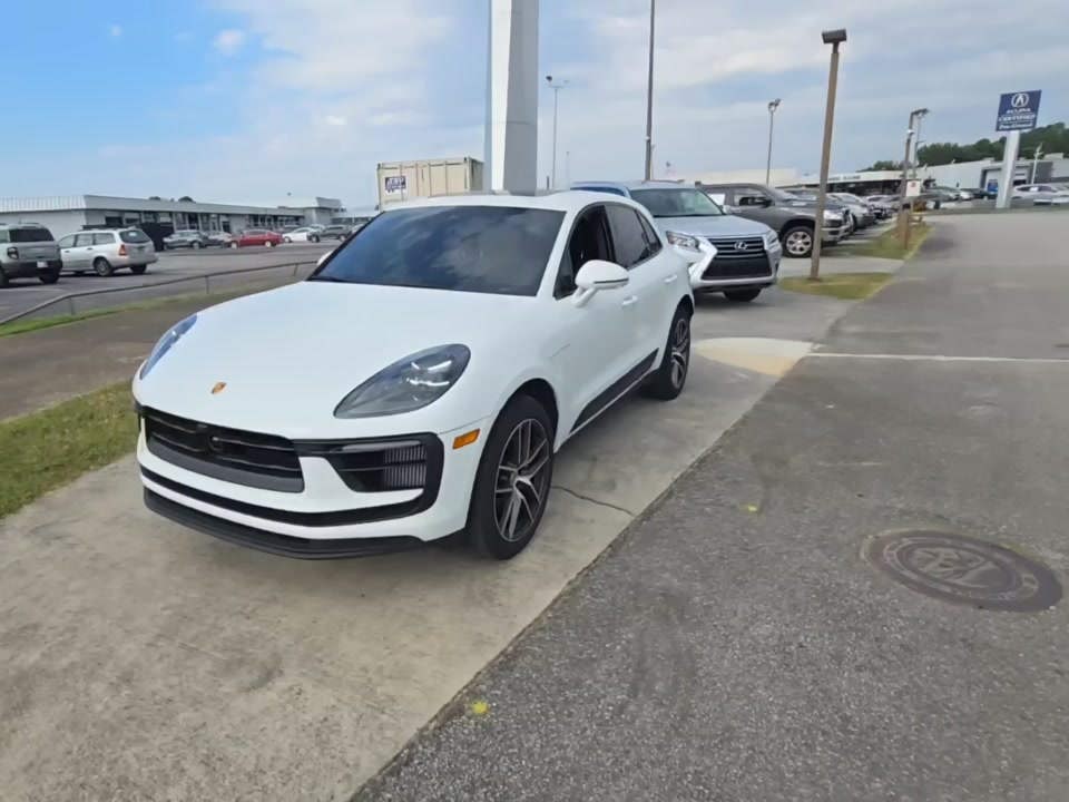 2023 Porsche Macan S