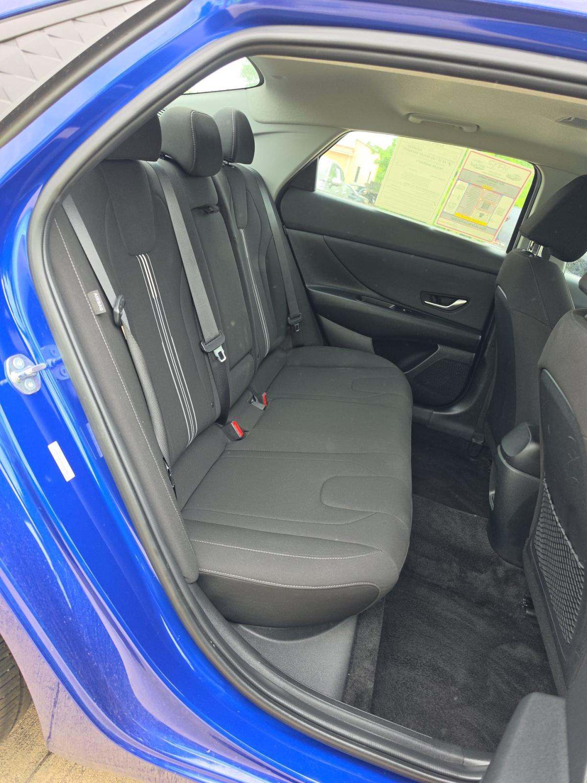 2025 Hyundai Elantra SEL Convenience FWD