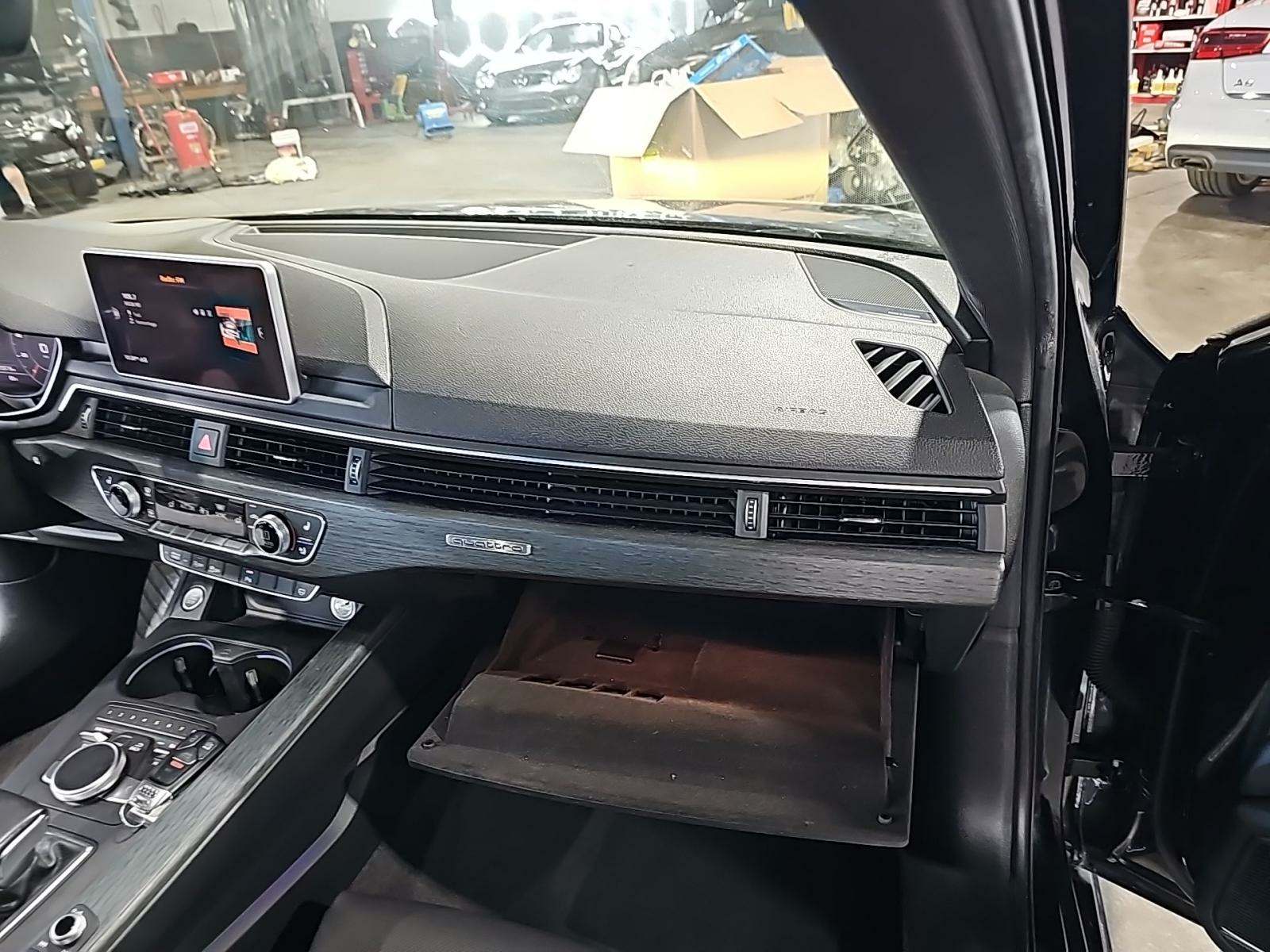 2017 Audi A4 Prestige AWD