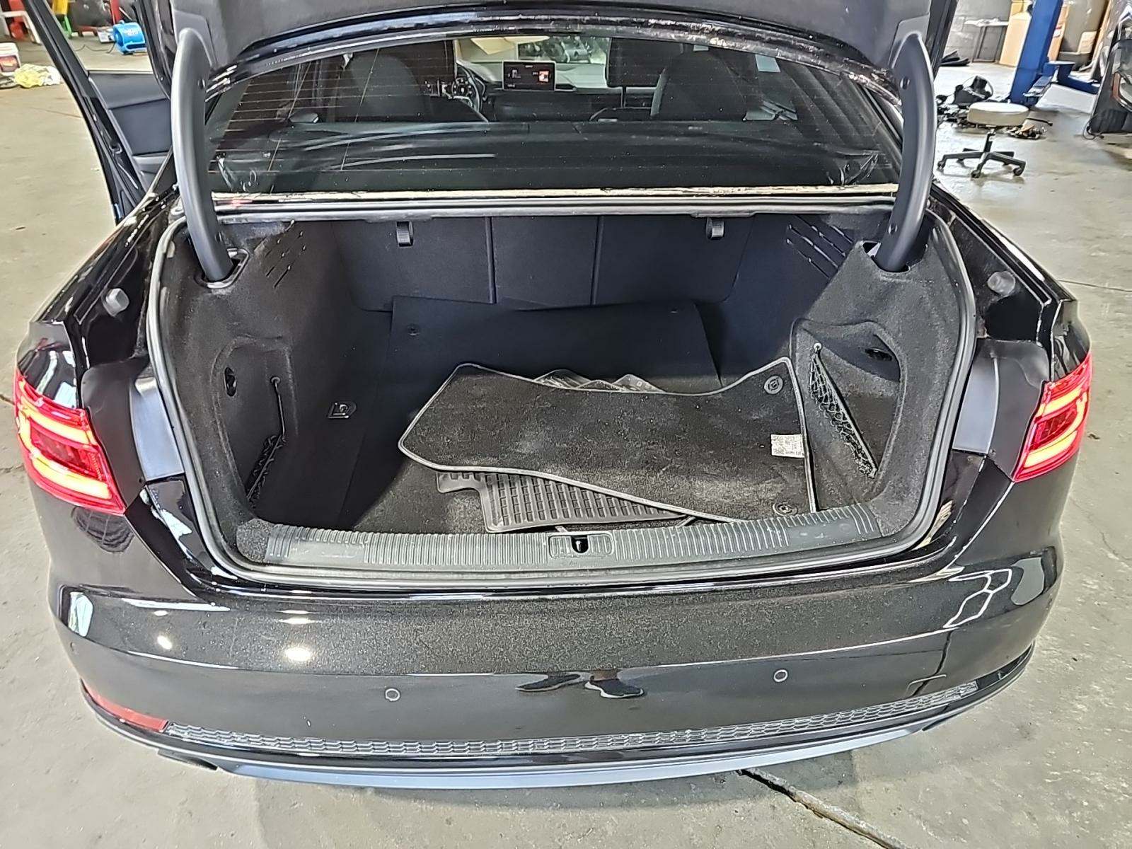 2017 Audi A4 Prestige AWD