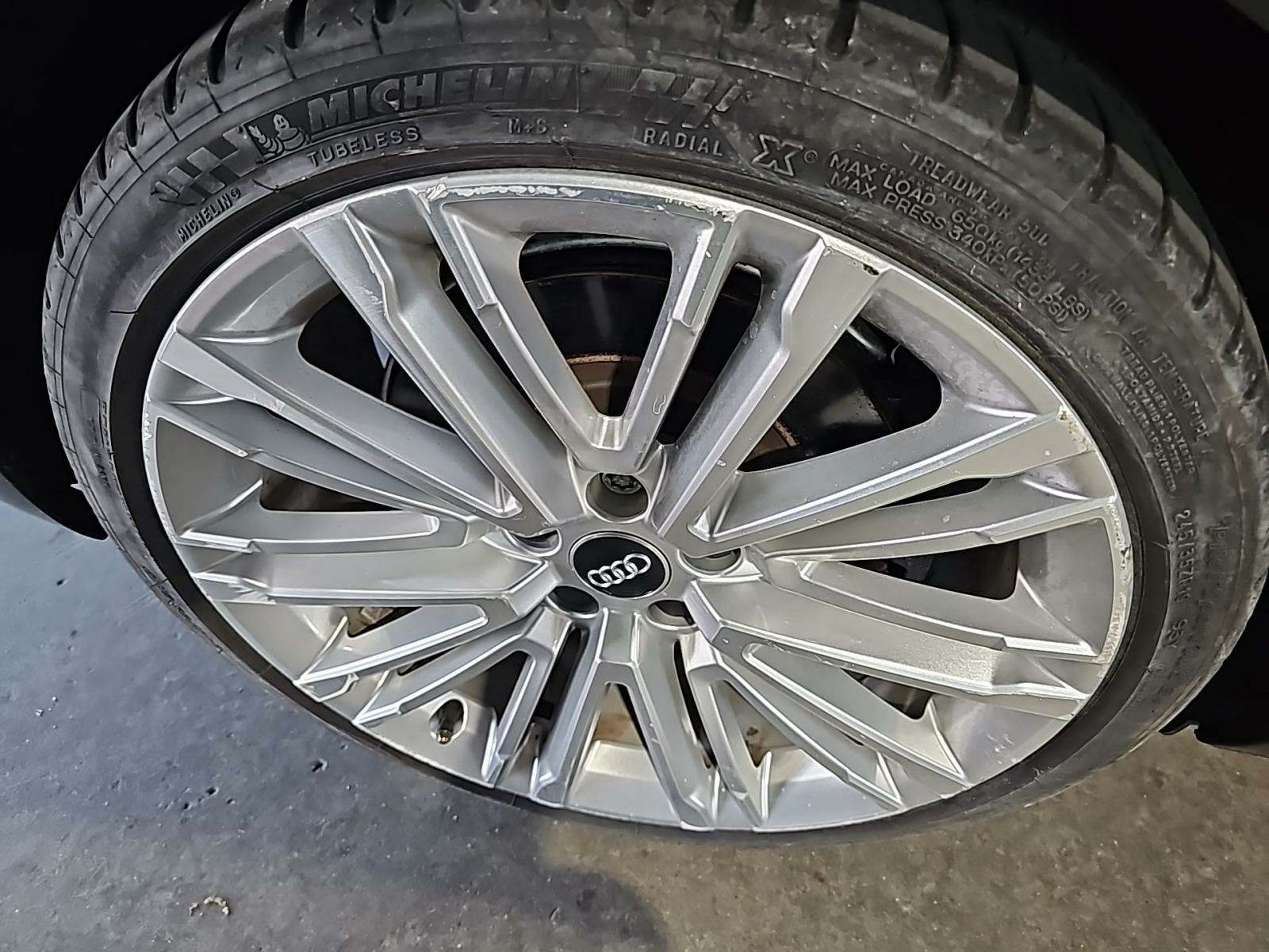 2017 Audi A4 Prestige AWD