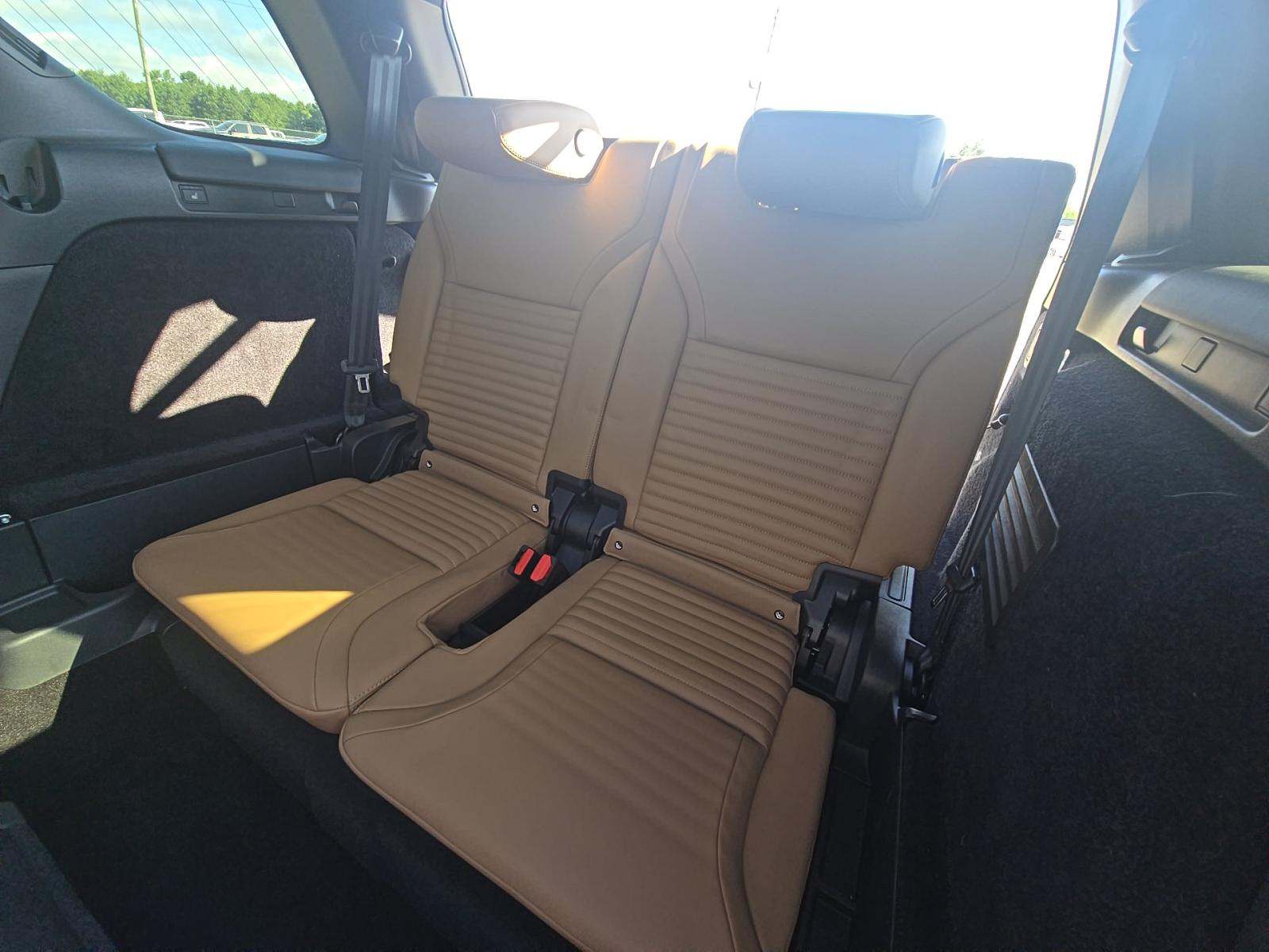 2023 Land Rover Discovery Metropolitan Edition AWD