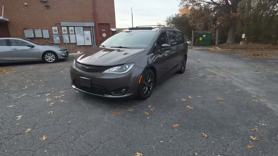 2018 Chrysler Pacifica Limited FWD