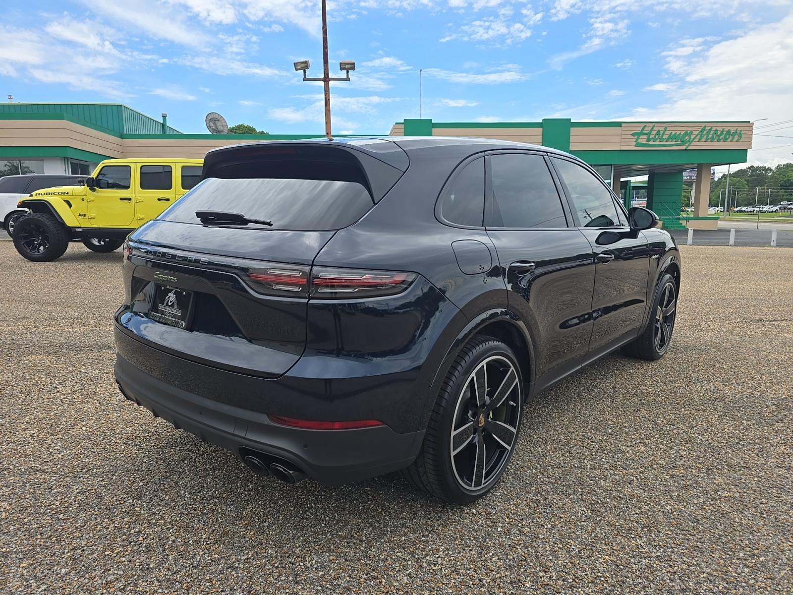 PORSCHE CAYENNE - 3