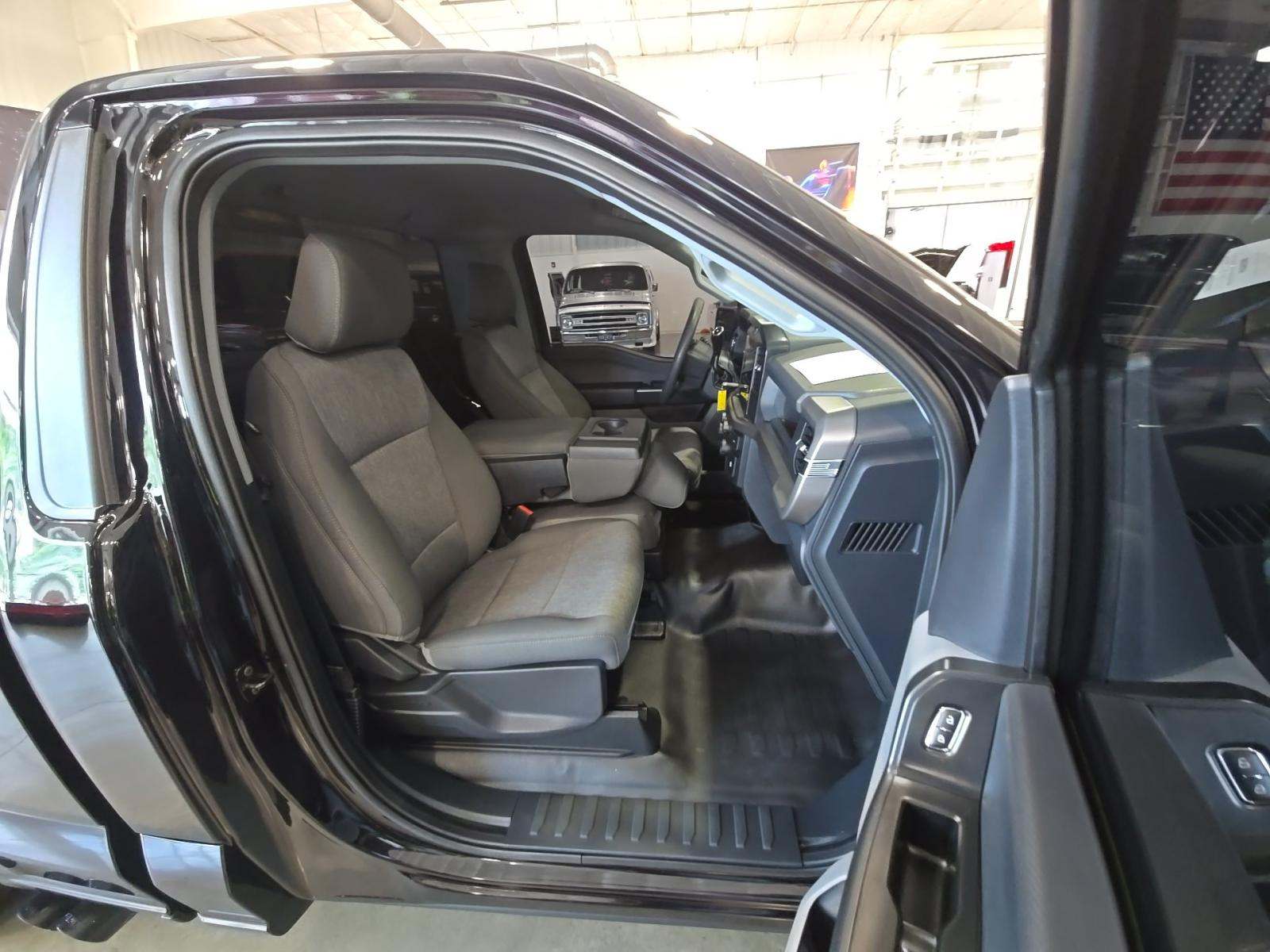 2026 Ford F-150 XL AWD