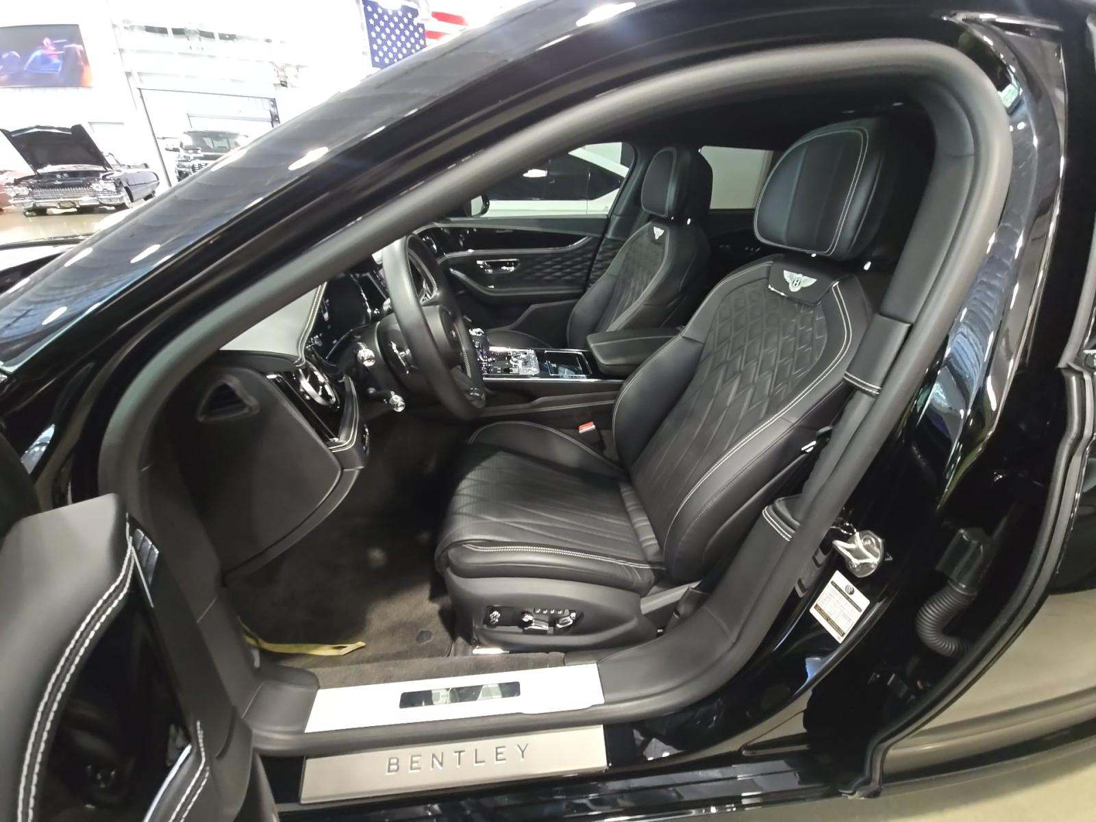 2022 Bentley Flying Spur V8 AWD