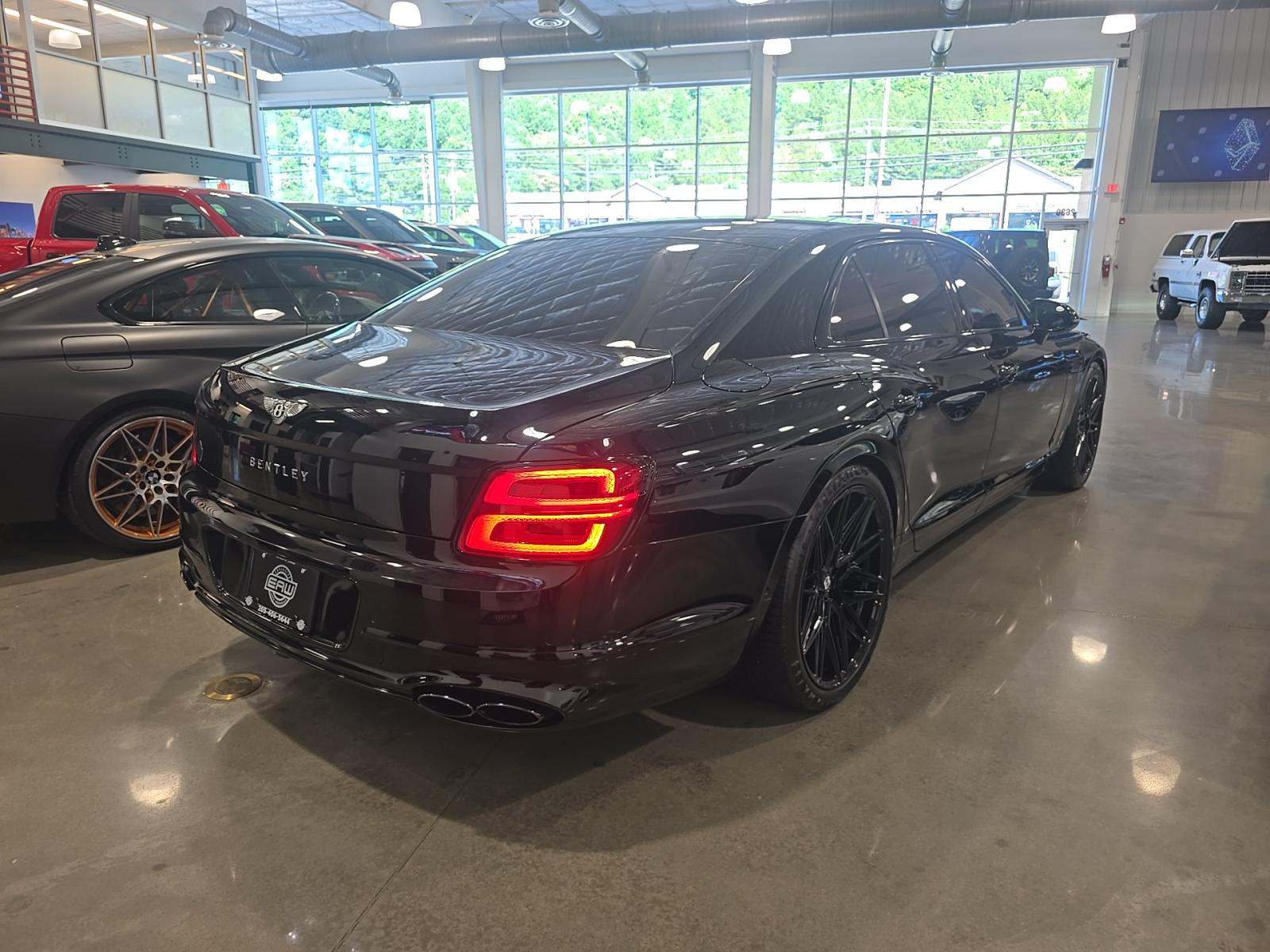 2022 Bentley Flying Spur V8 AWD