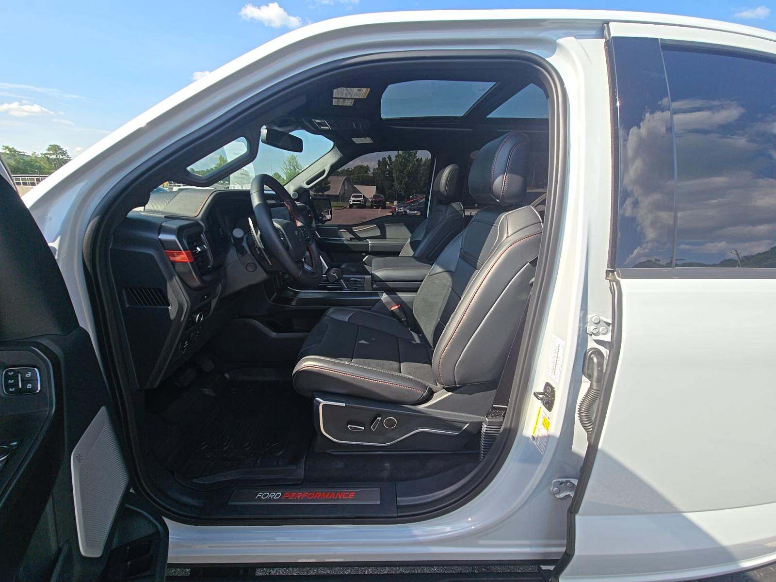 2025 Ford F-150 Raptor AWD