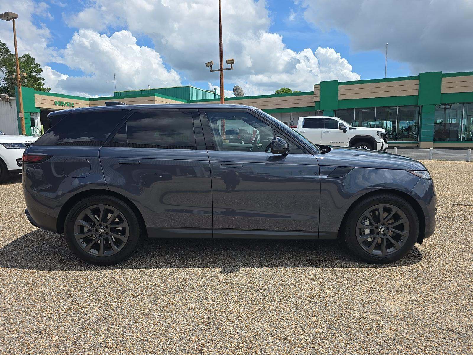 2023 Land Rover Range Rover Sport SE AWD