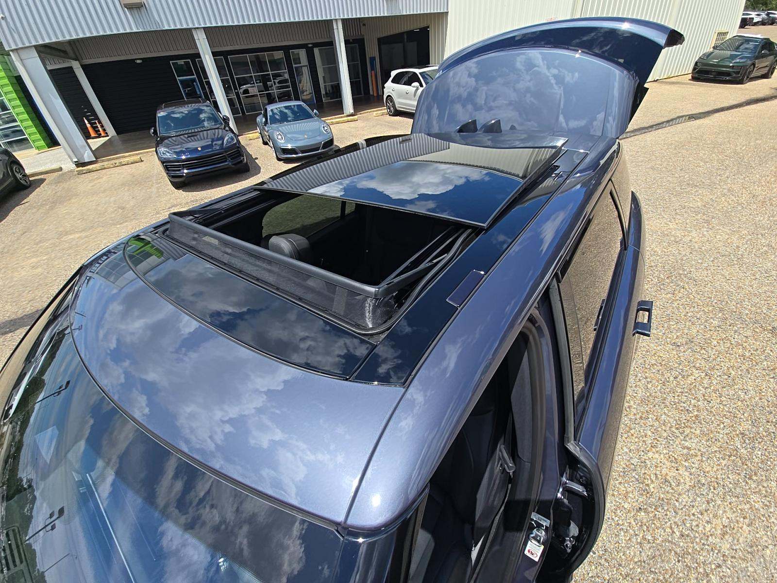 2023 Land Rover Range Rover Sport SE AWD
