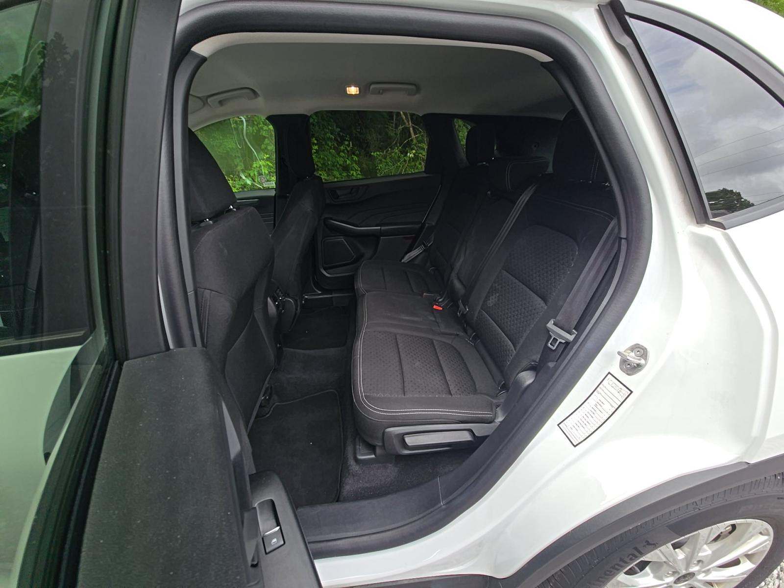 FORD ESCAPE - 9