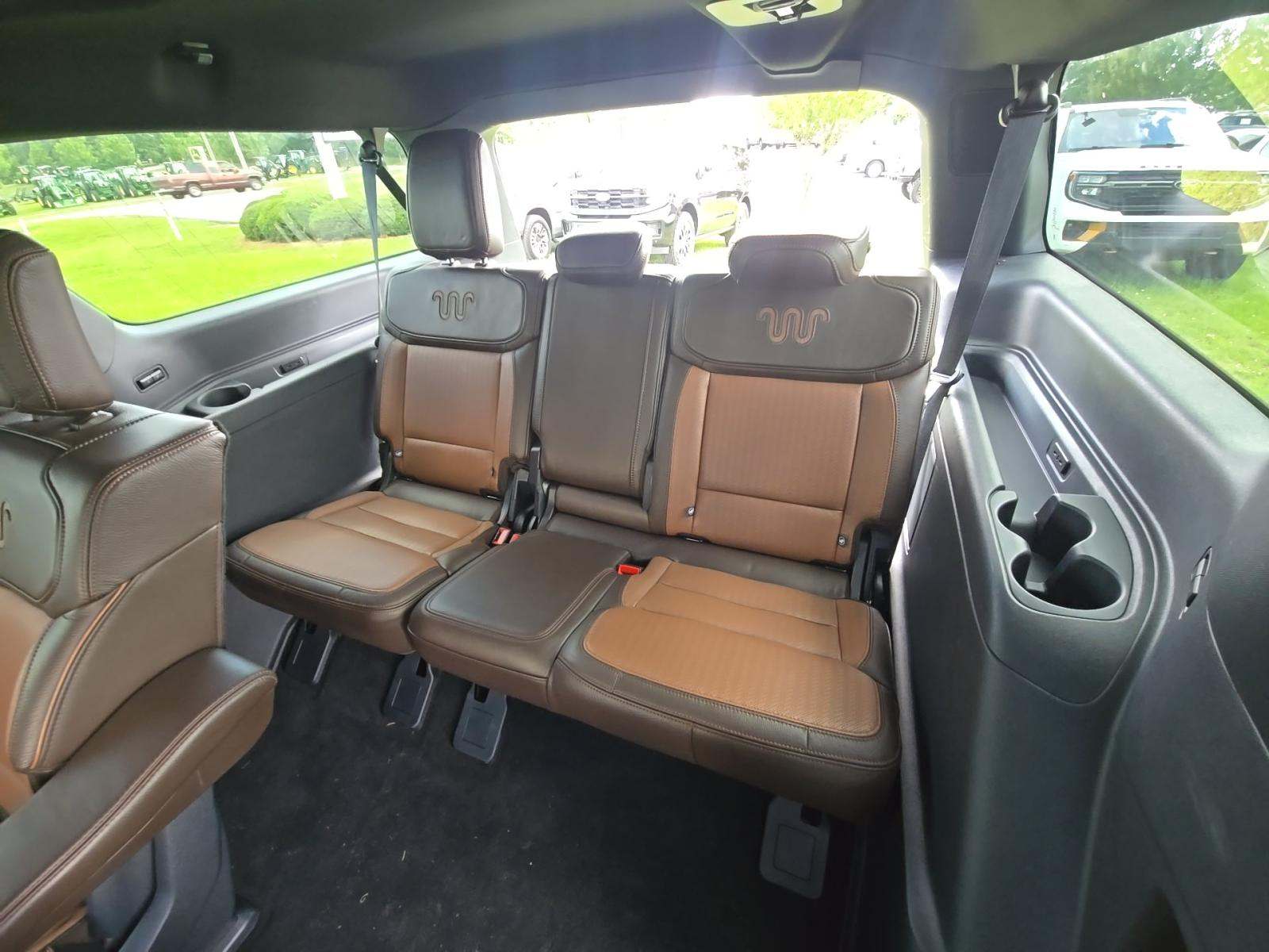 FORD EXPEDITION MAX - 10