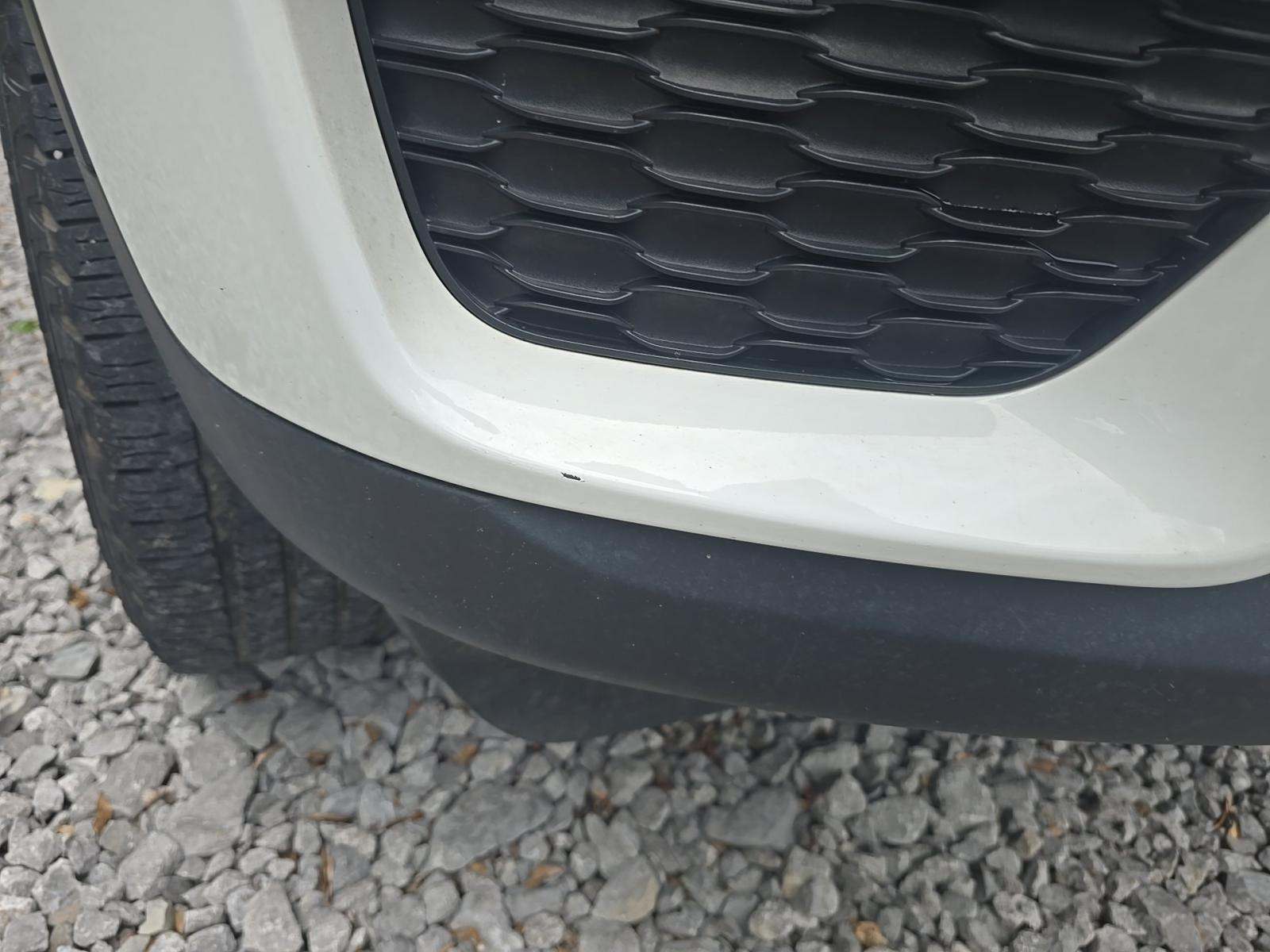 2023 Jeep Grand Cherokee Laredo RWD