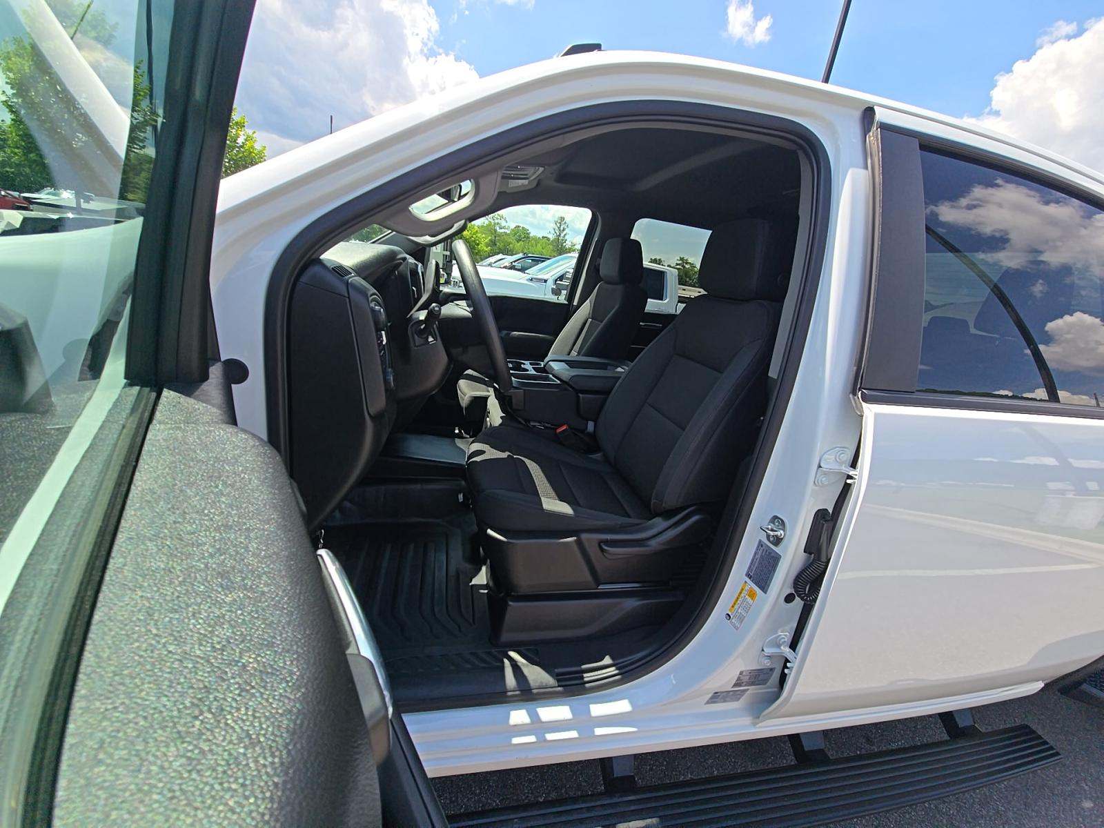 2025 Chevrolet Silverado 3500HD Work Truck AWD