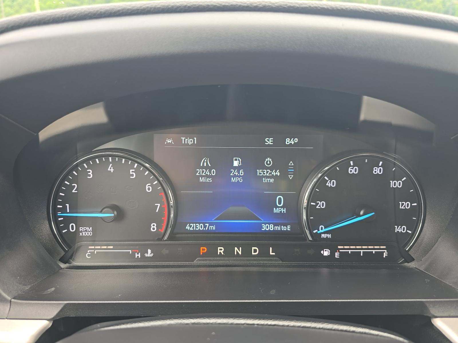 2023 Ford Explorer XLT RWD
